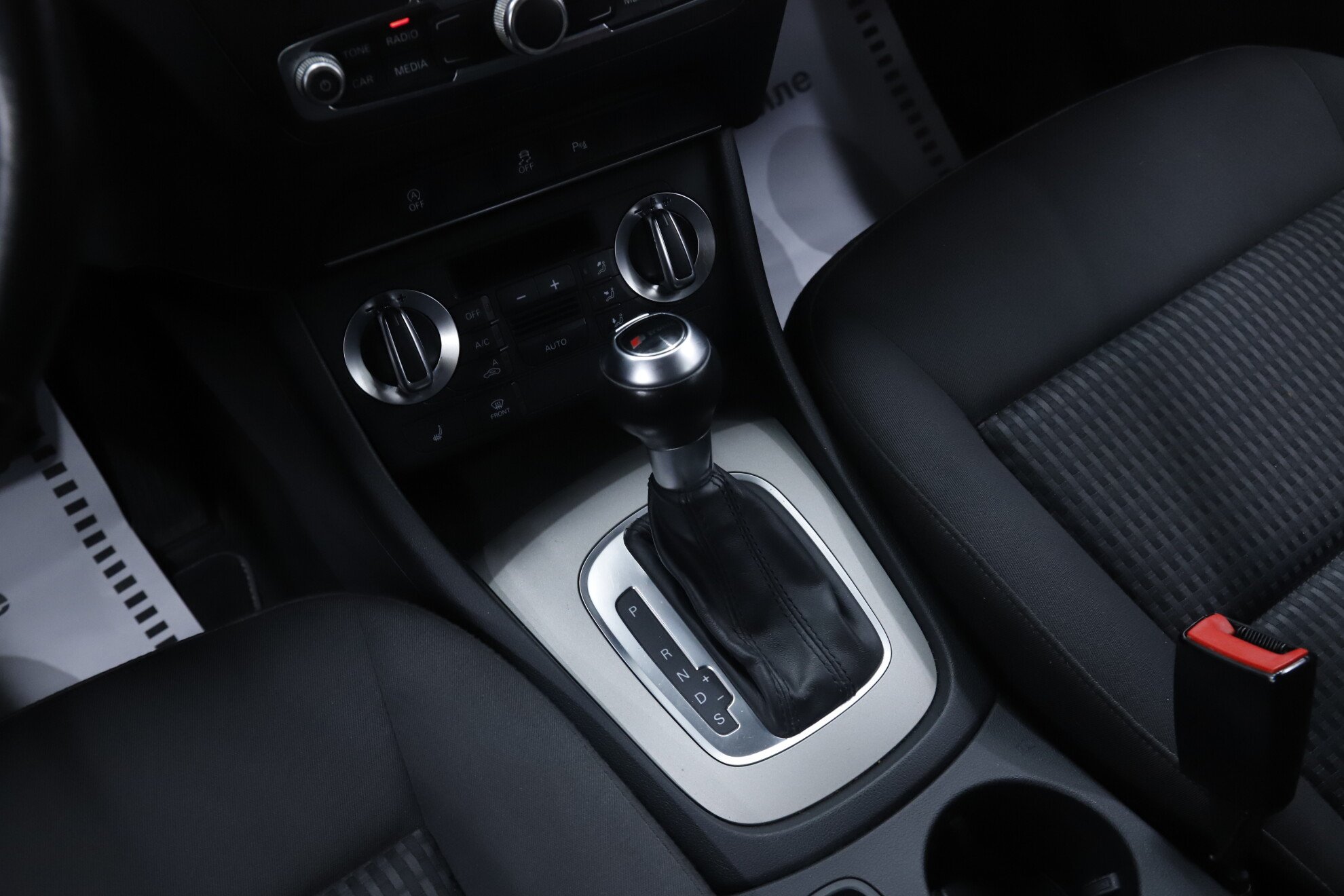 Audi Q3, I (8U), 2014 фото 14