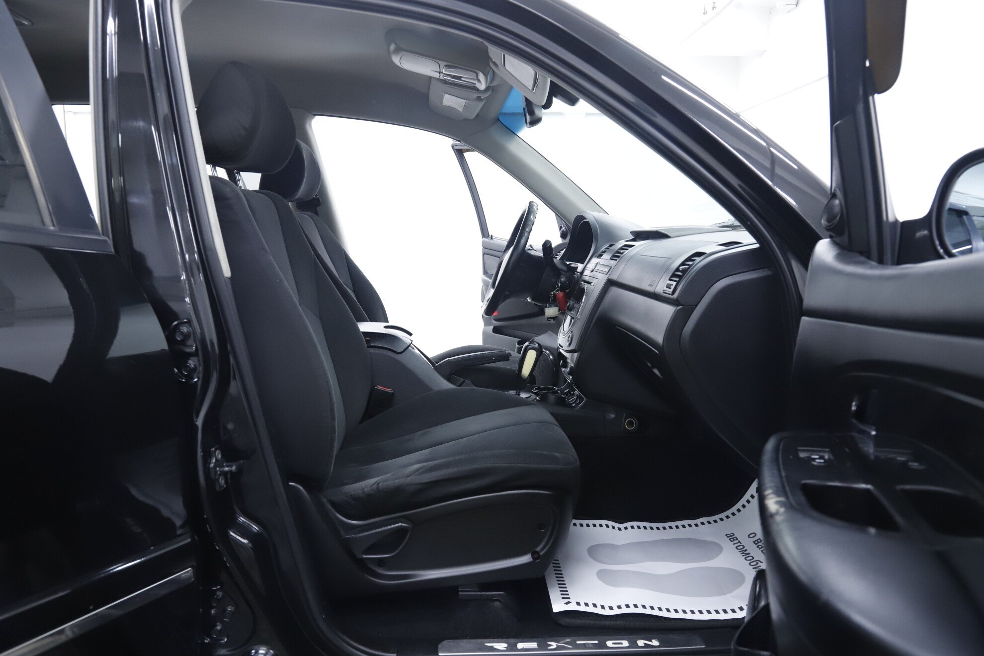 SsangYong Rexton, II, 2008 фото 28