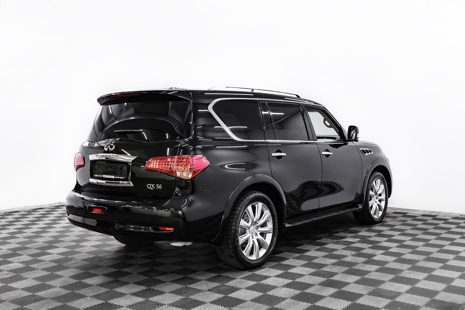 Infiniti QX56, II, 2011 фото 4