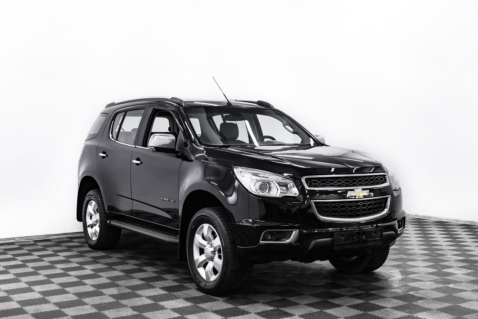 Chevrolet TrailBlazer, II, 2013 фото 3
