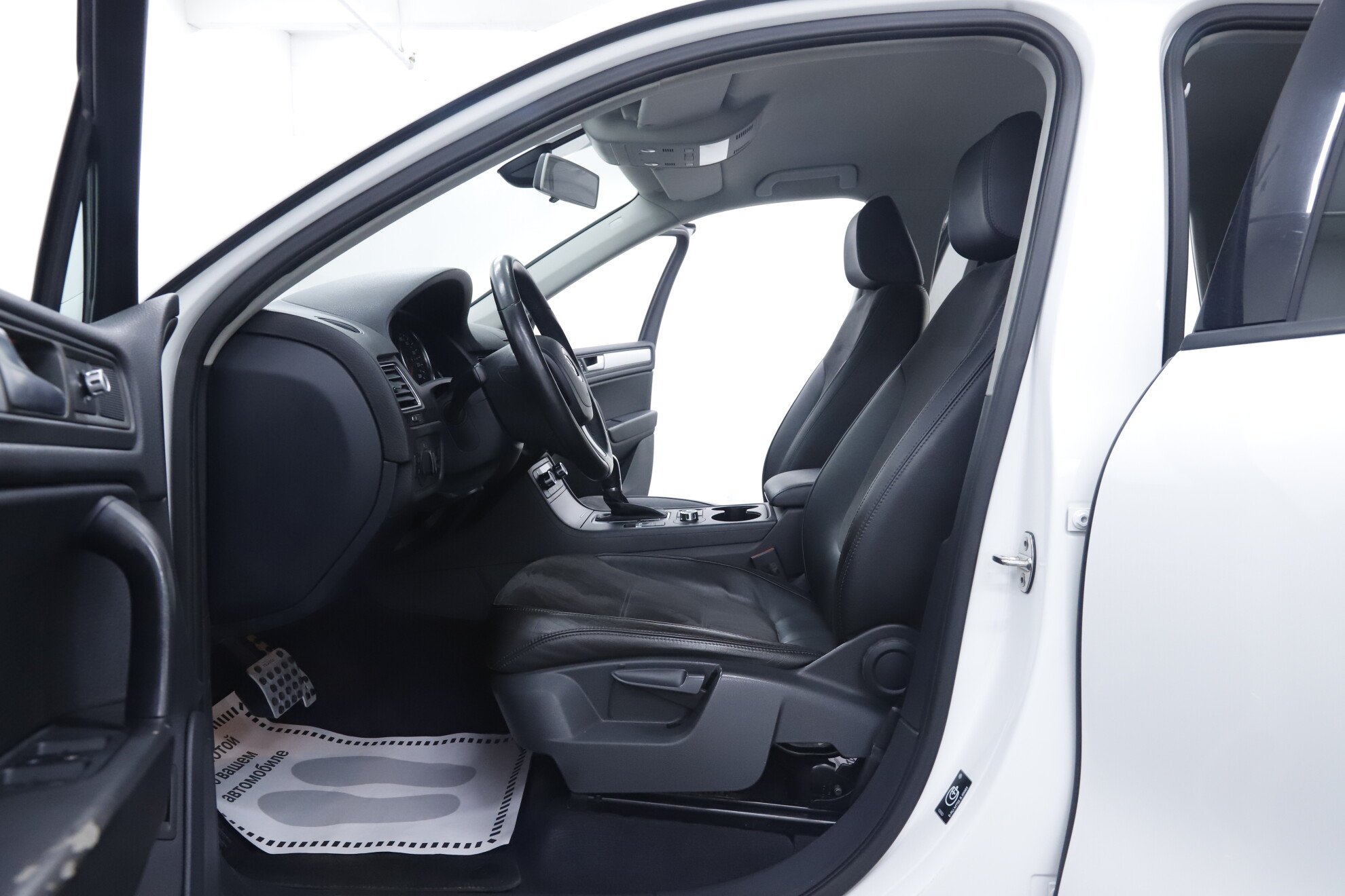 Volkswagen Touareg, II, 2014 фото 7