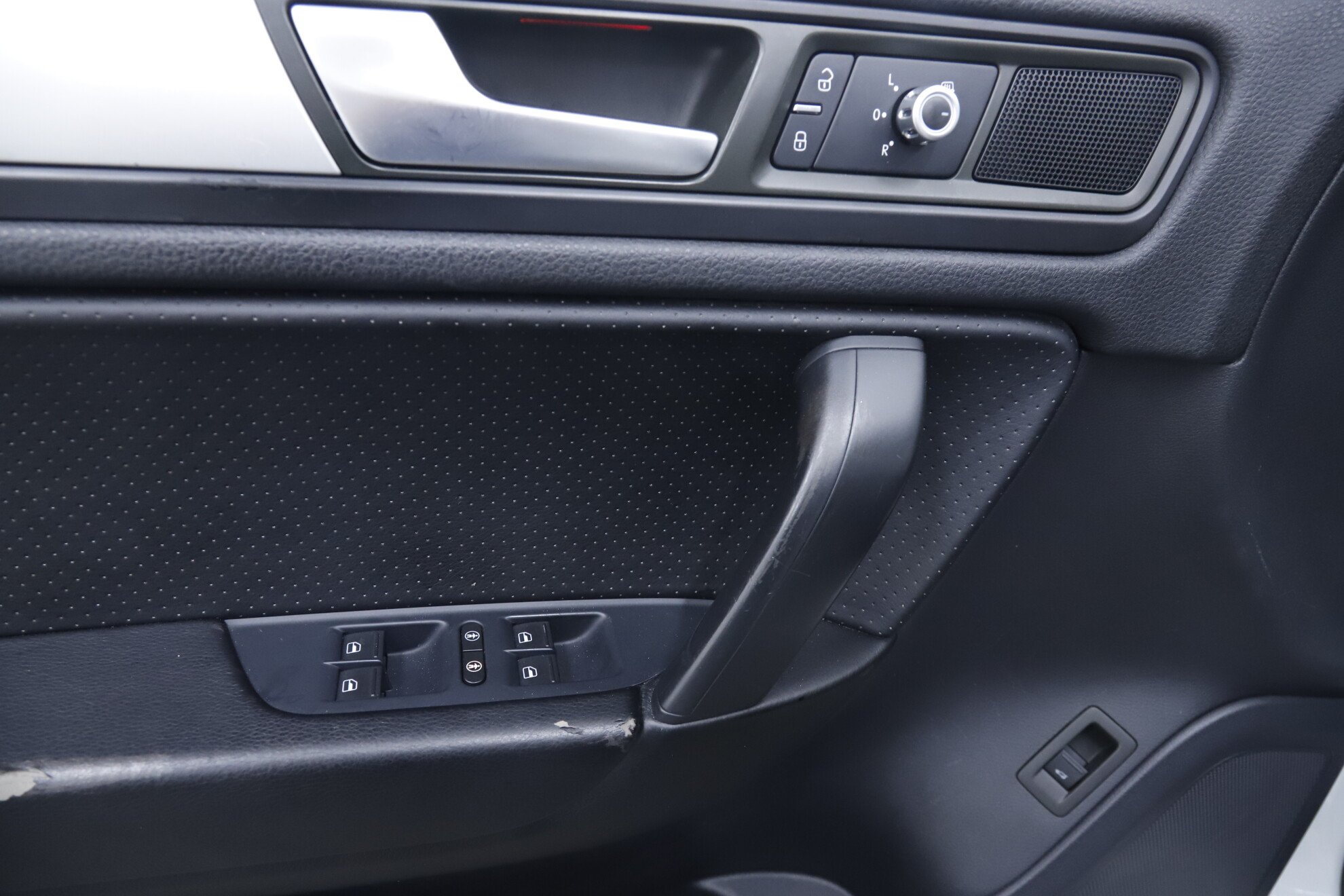 Volkswagen Touareg, II, 2014 фото 10