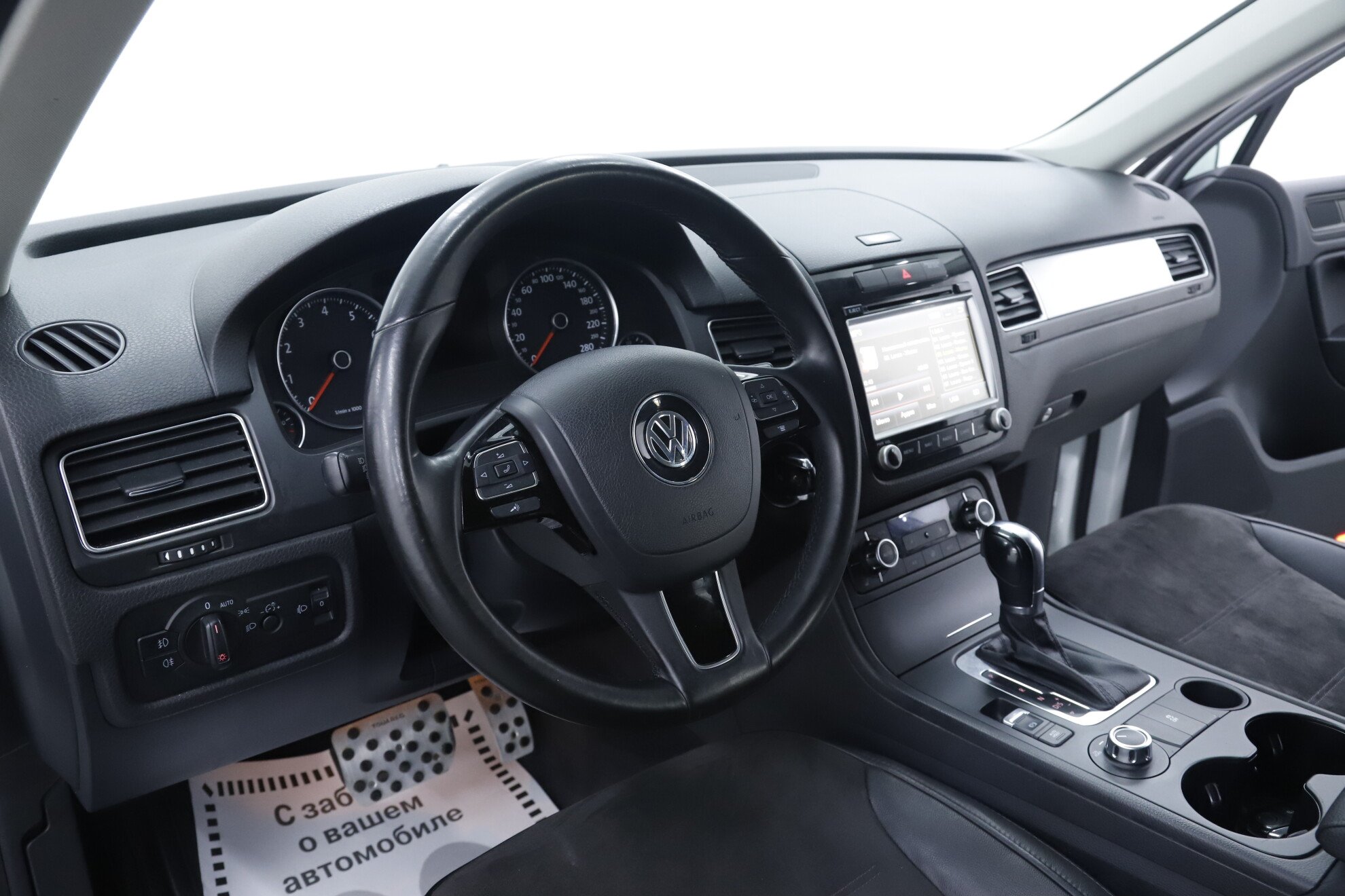 Volkswagen Touareg, II, 2014 фото 8