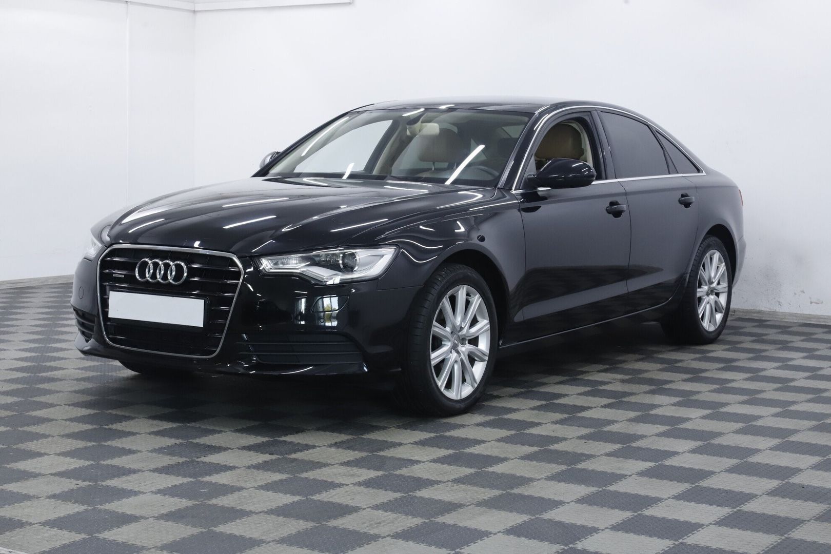 Audi A6, IV (C7), 2013