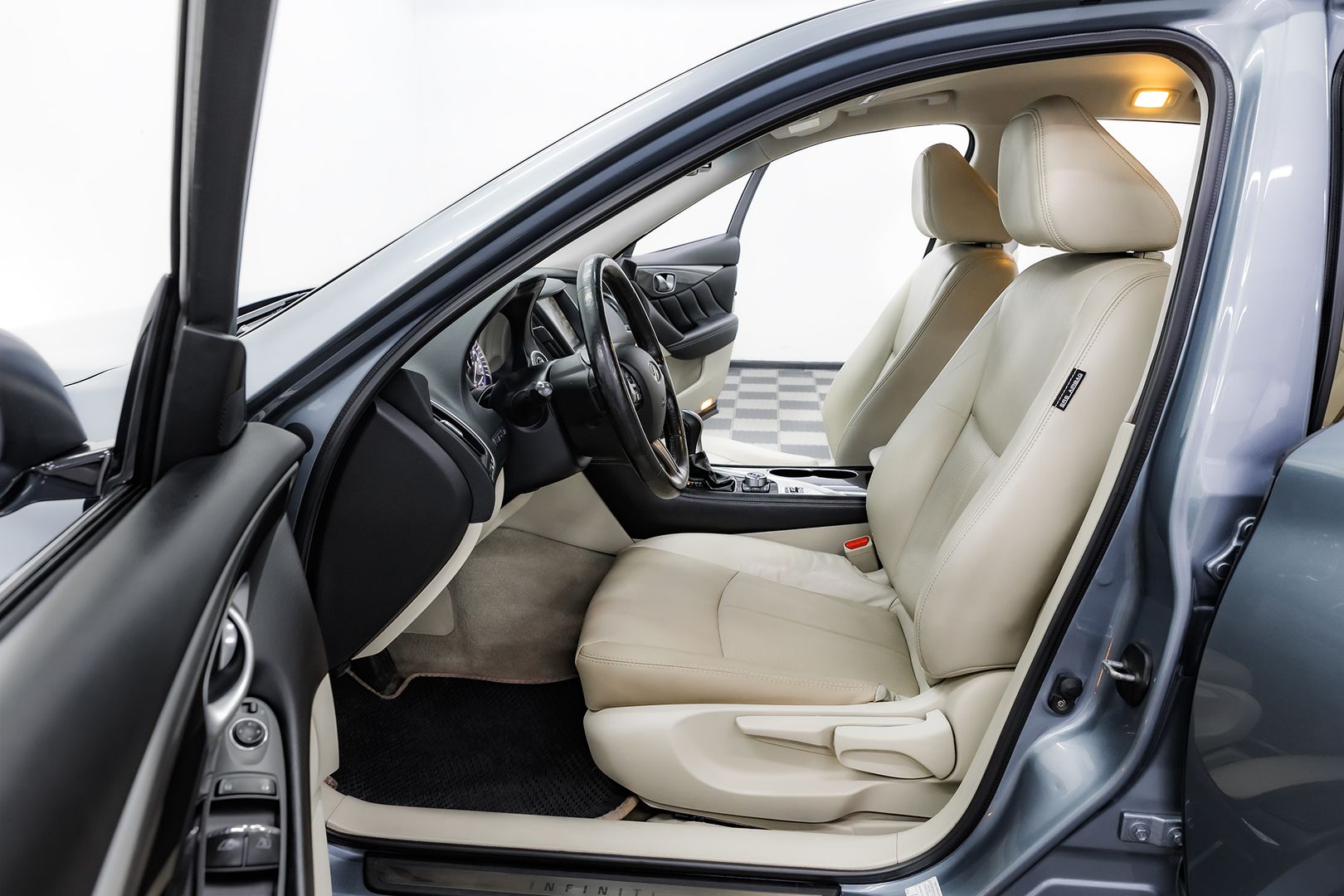 Infiniti Q50, I, 2014 фото 7