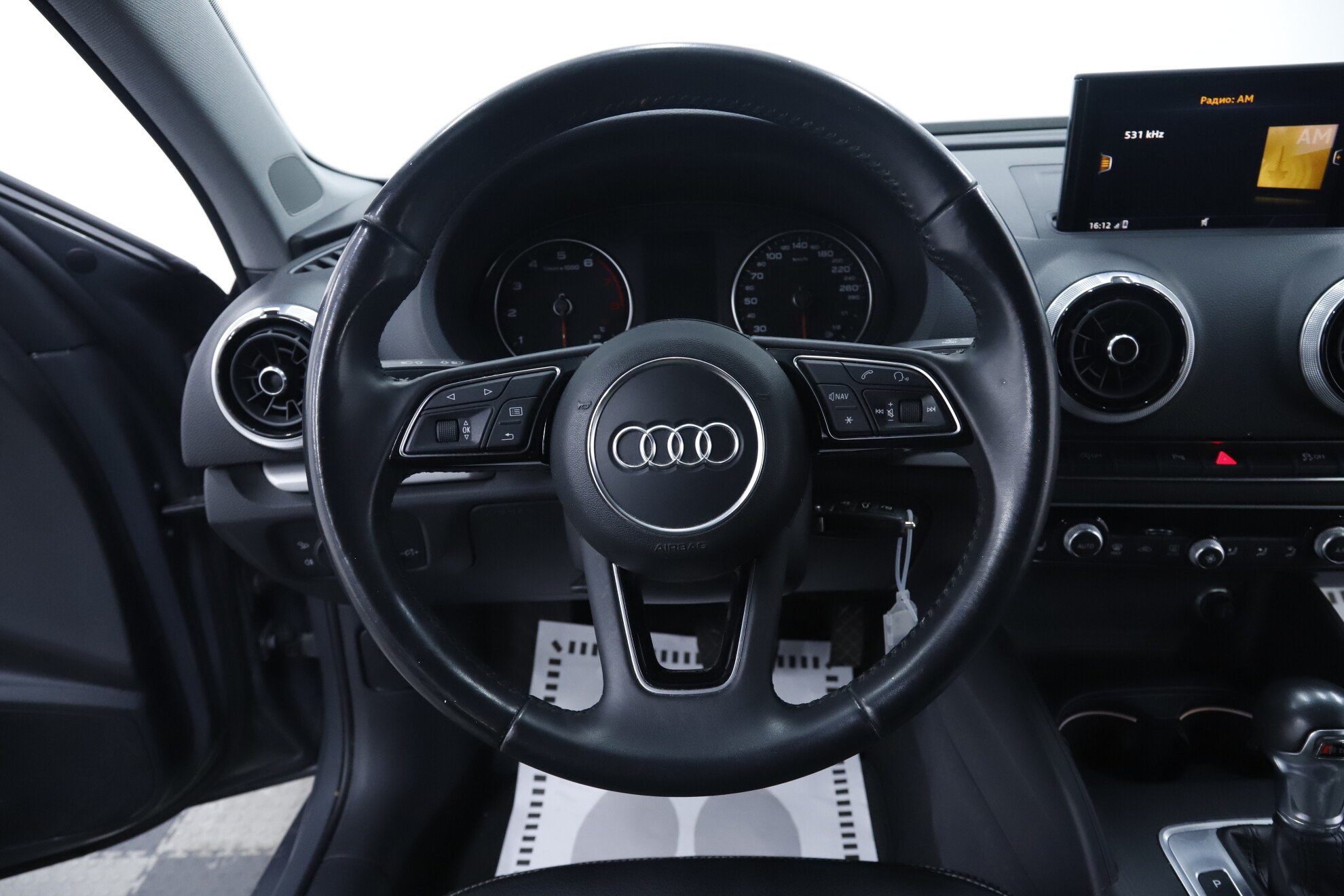 Audi A3, III (8V) Рестайлинг, 2017 фото 11