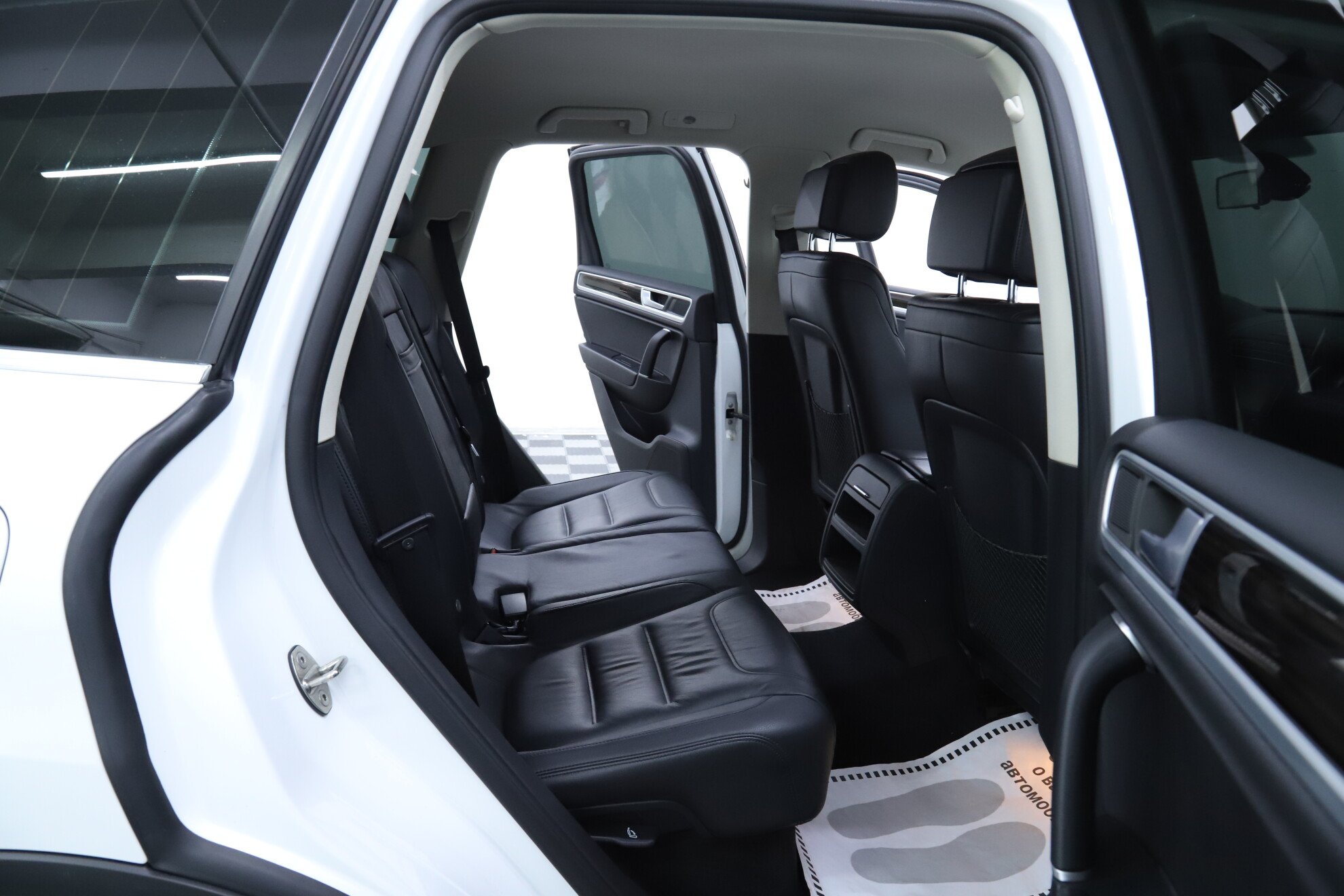 Volkswagen Touareg, II Рестайлинг, 2015 фото 19