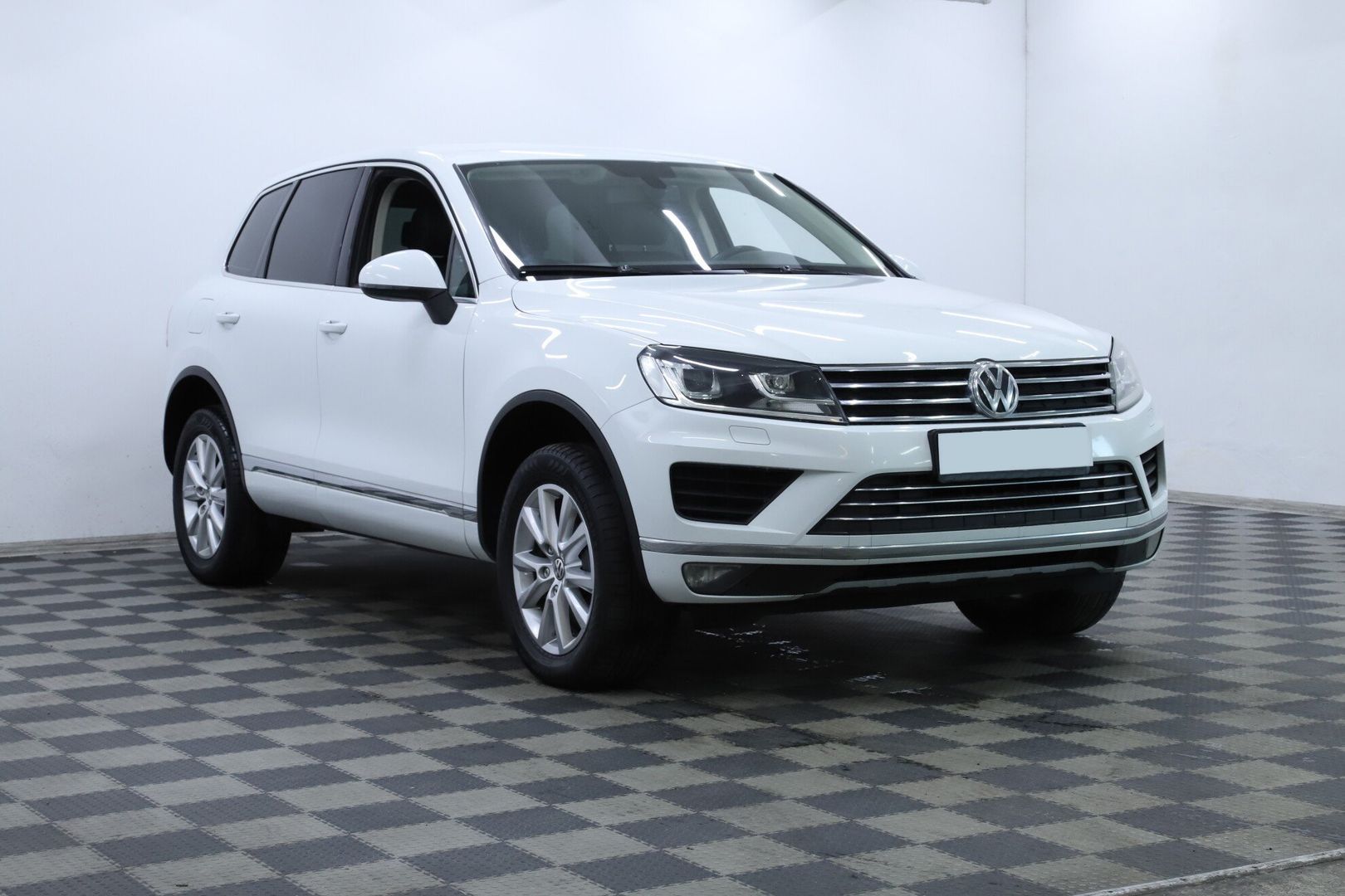 Volkswagen Touareg, II Рестайлинг, 2015 фото 3