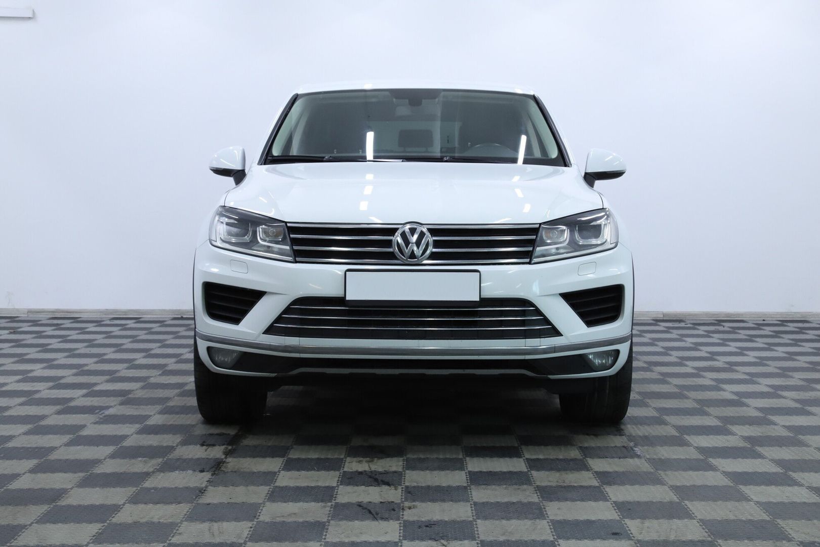 Volkswagen Touareg, II Рестайлинг, 2015 фото 2