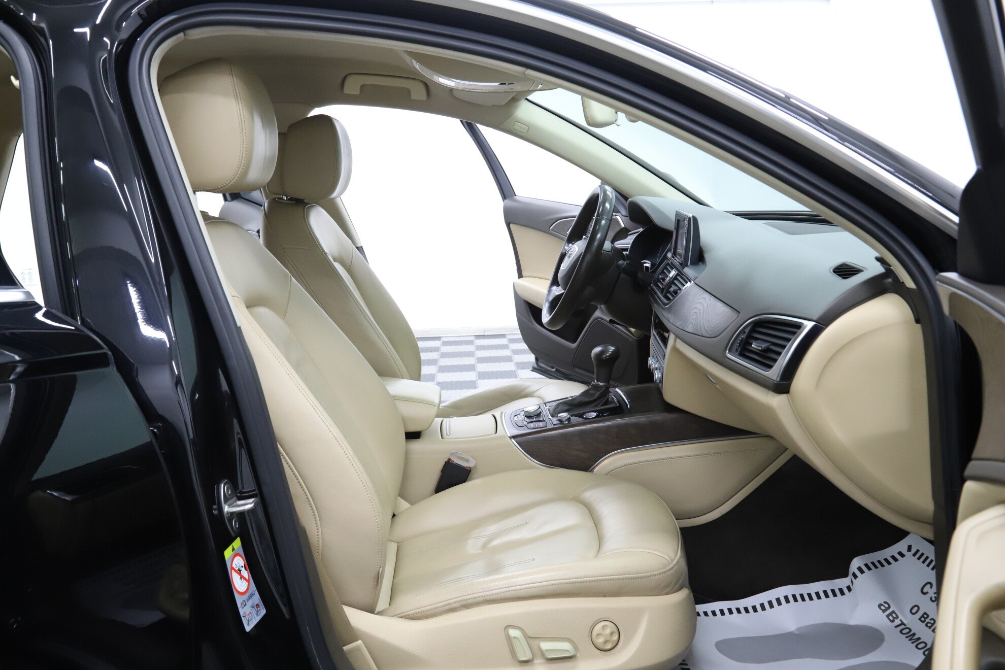 Audi A6, IV (C7), 2012 фото 17