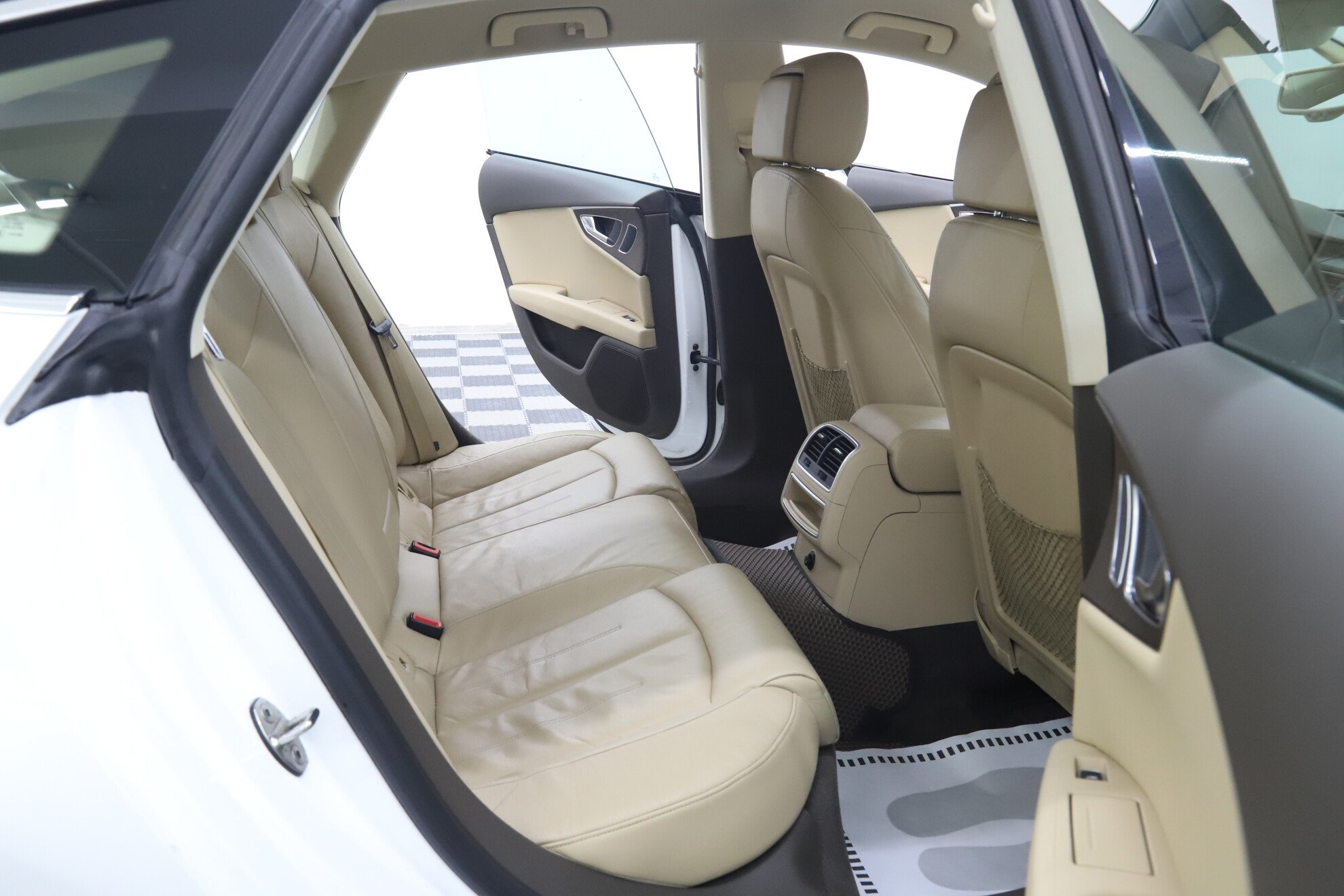 Audi A7, I (4G), 2011 фото 17