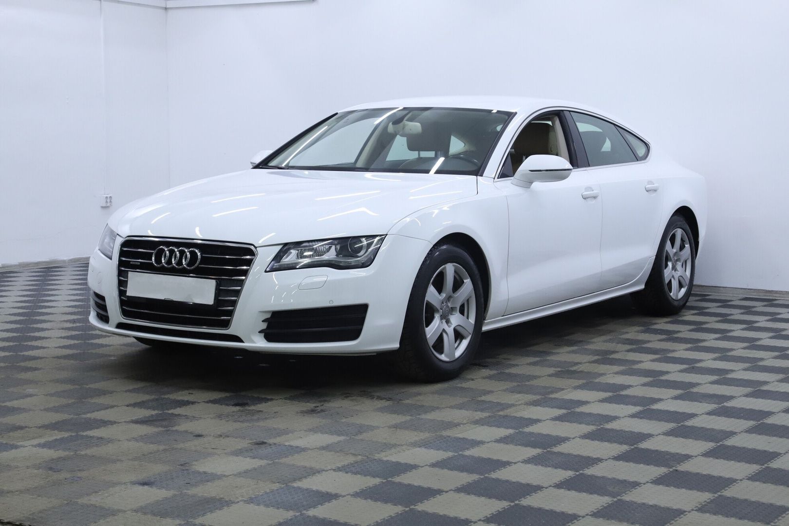 Audi A7, I (4G), 2011