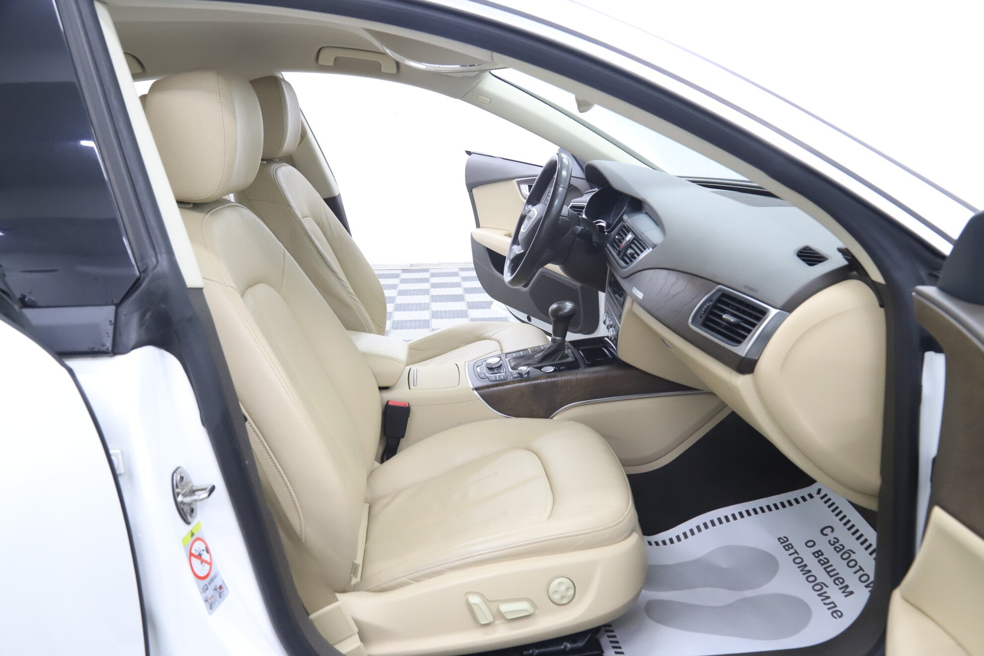 Audi A7, I (4G), 2011 фото 16
