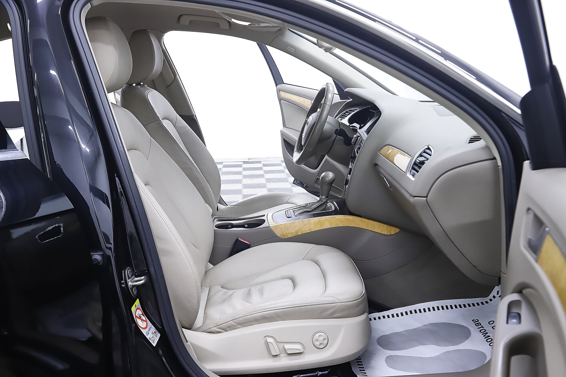 Audi A4, IV (B8), 2008 фото 18