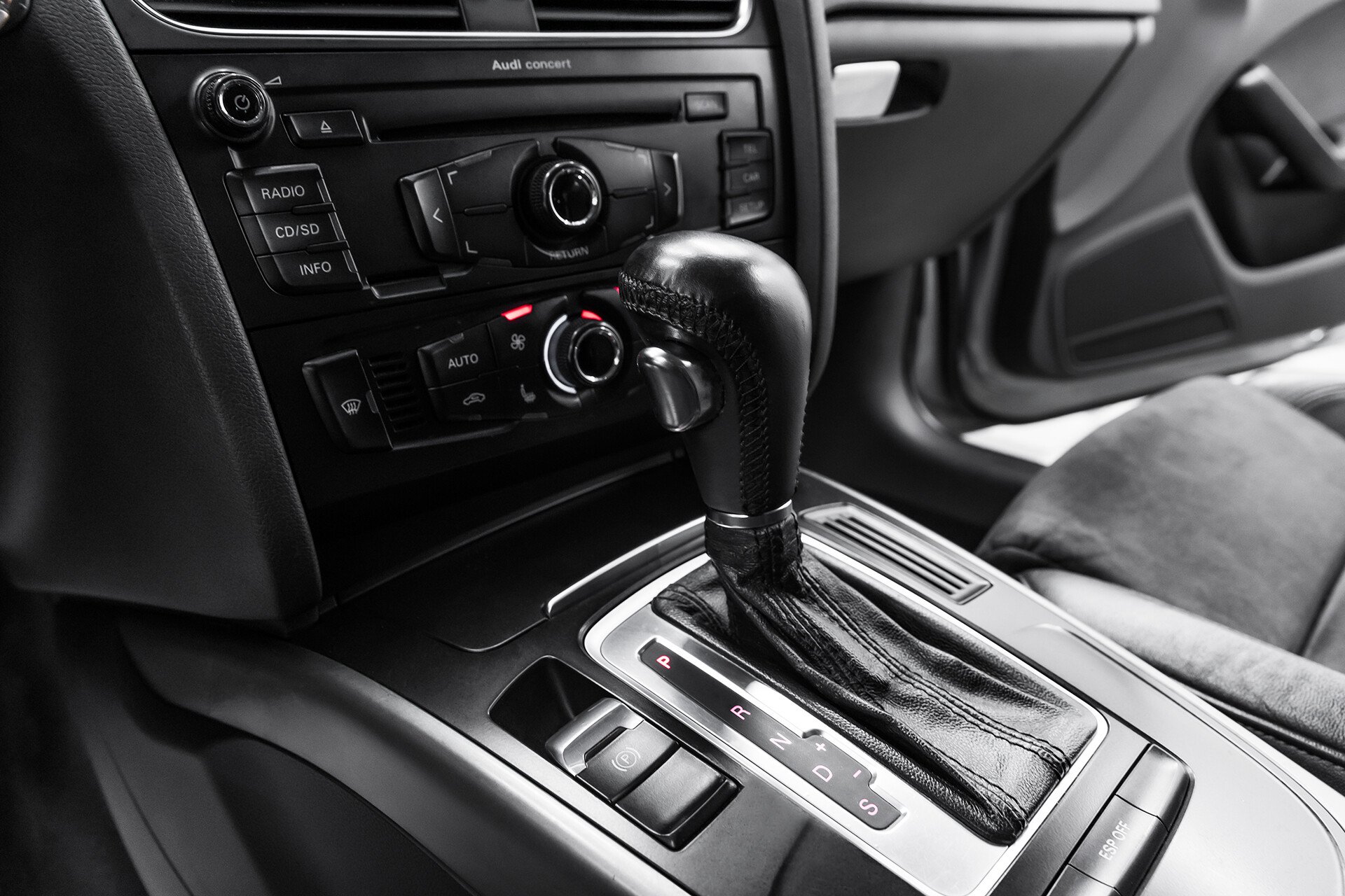 Audi A4, IV (B8), 2008 фото 11