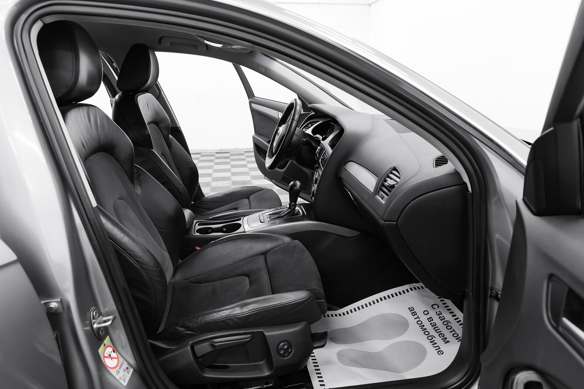 Audi A4, IV (B8), 2008 фото 13