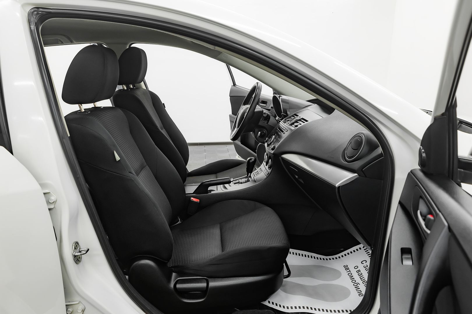 Mazda 3, II (BL) Рестайлинг, 2011 фото 13