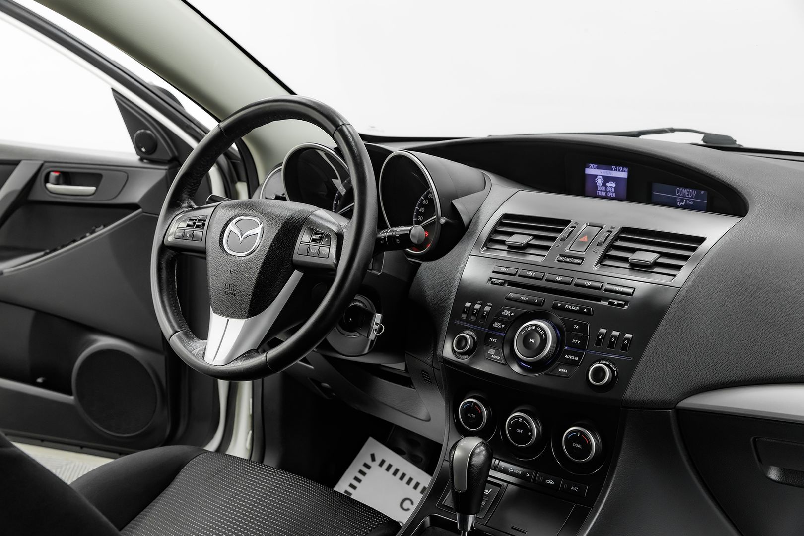 Mazda 3, II (BL) Рестайлинг, 2011 фото 11