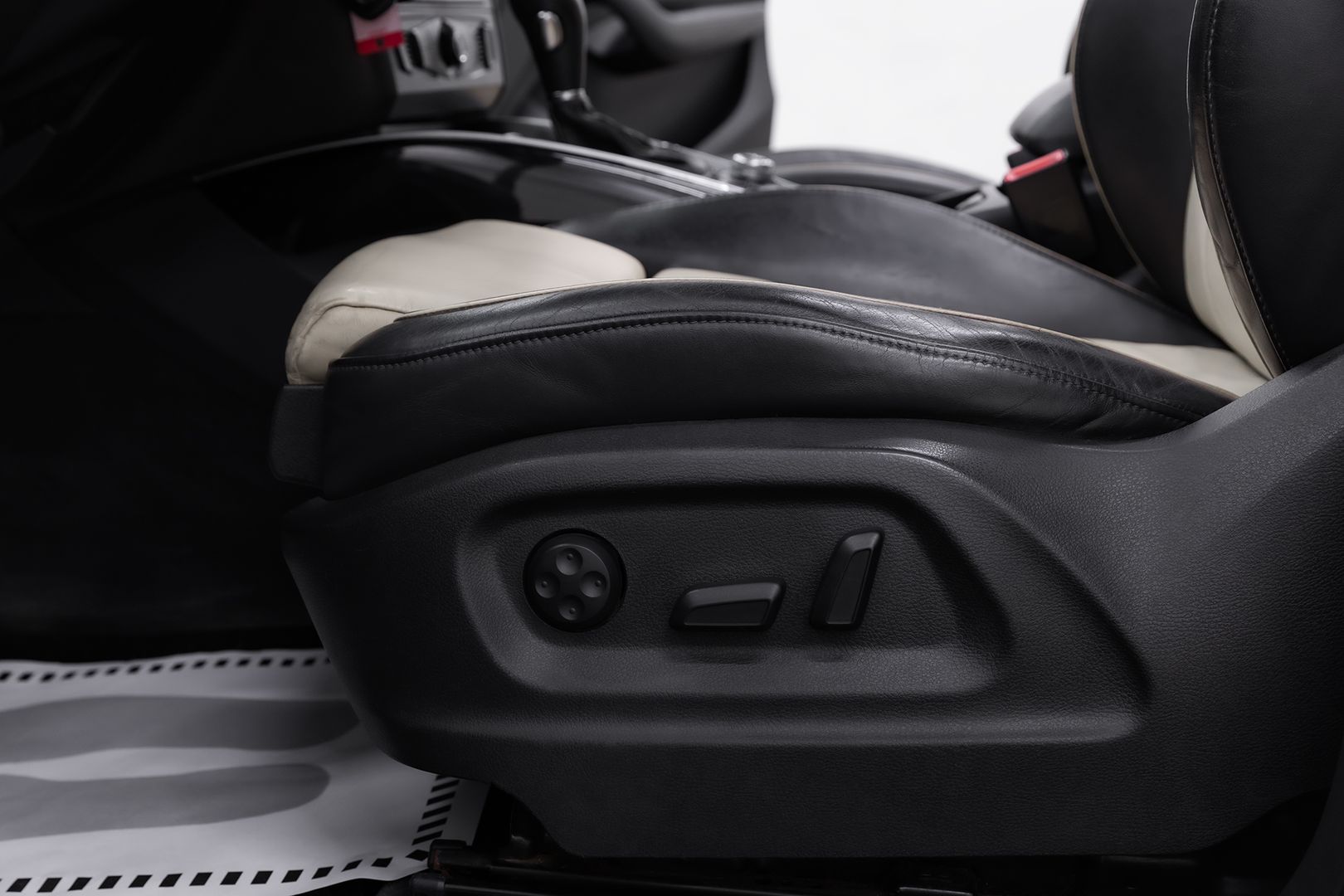 Audi Q5, I (8R), 2010 фото 7