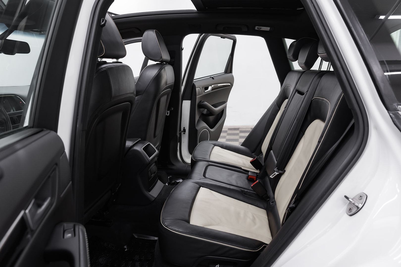 Audi Q5, I (8R), 2010 фото 16