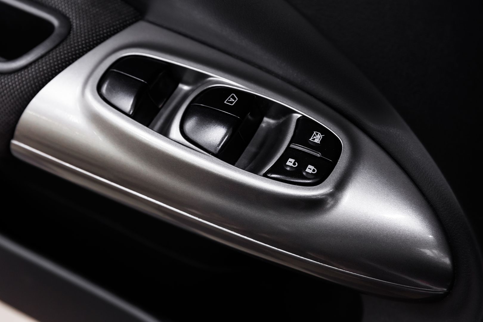 Nissan Juke, I Рестайлинг, 2014 фото 7