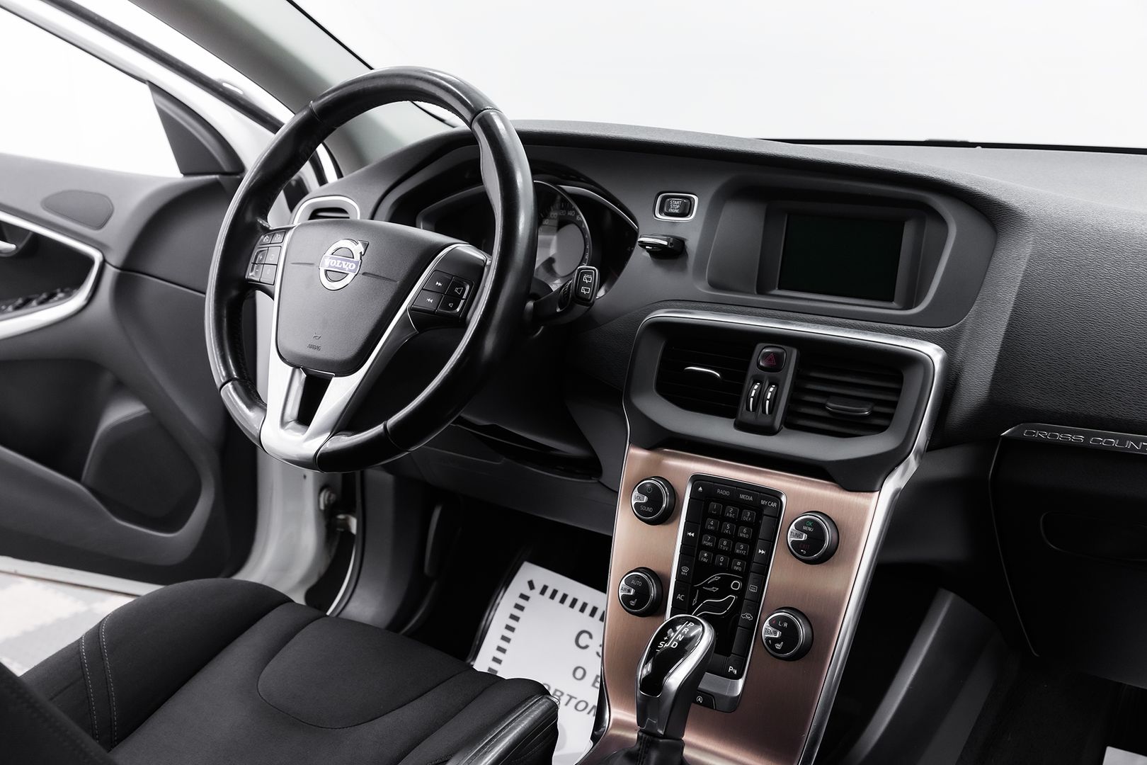 Volvo V40 Cross Country, I, 2013 фото 12