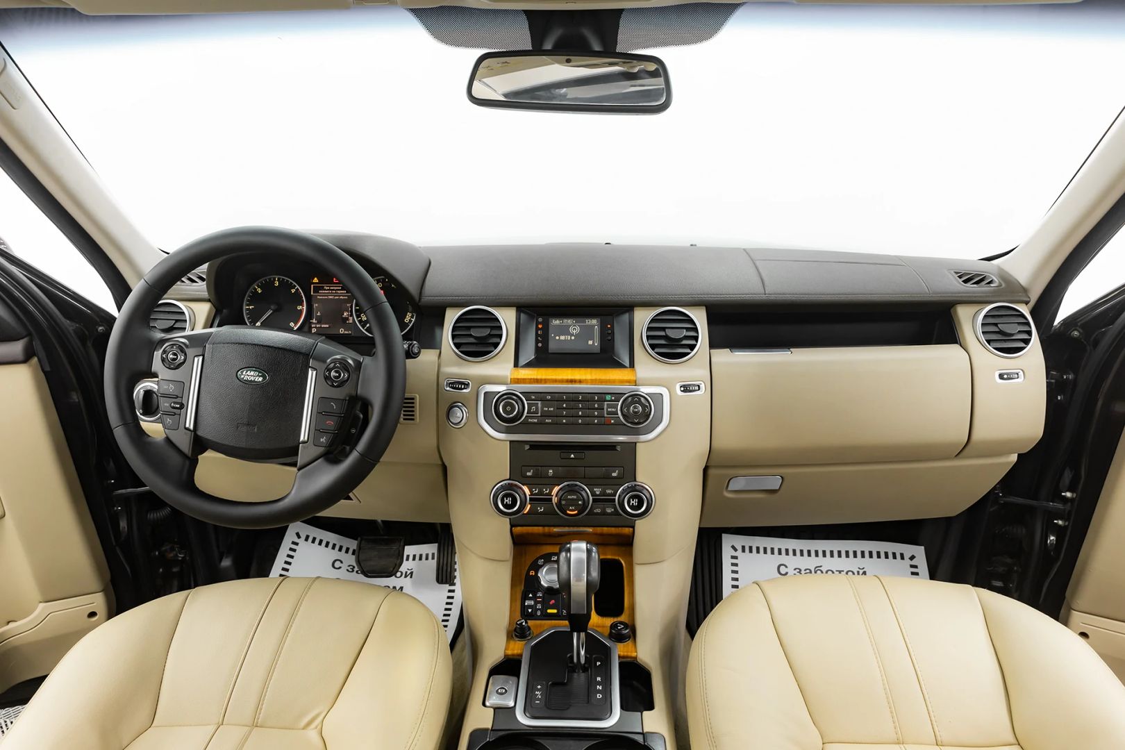 Land Rover Discovery, IV, 2011 фото 12