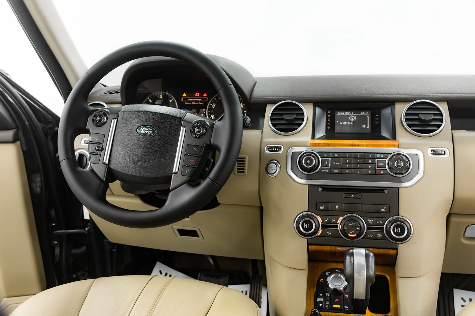 Land Rover Discovery, IV, 2011 фото 11