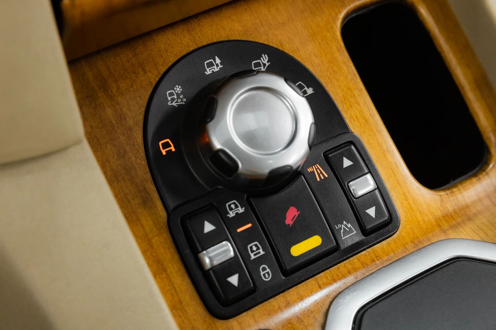 Land Rover Discovery, IV, 2011 фото 14