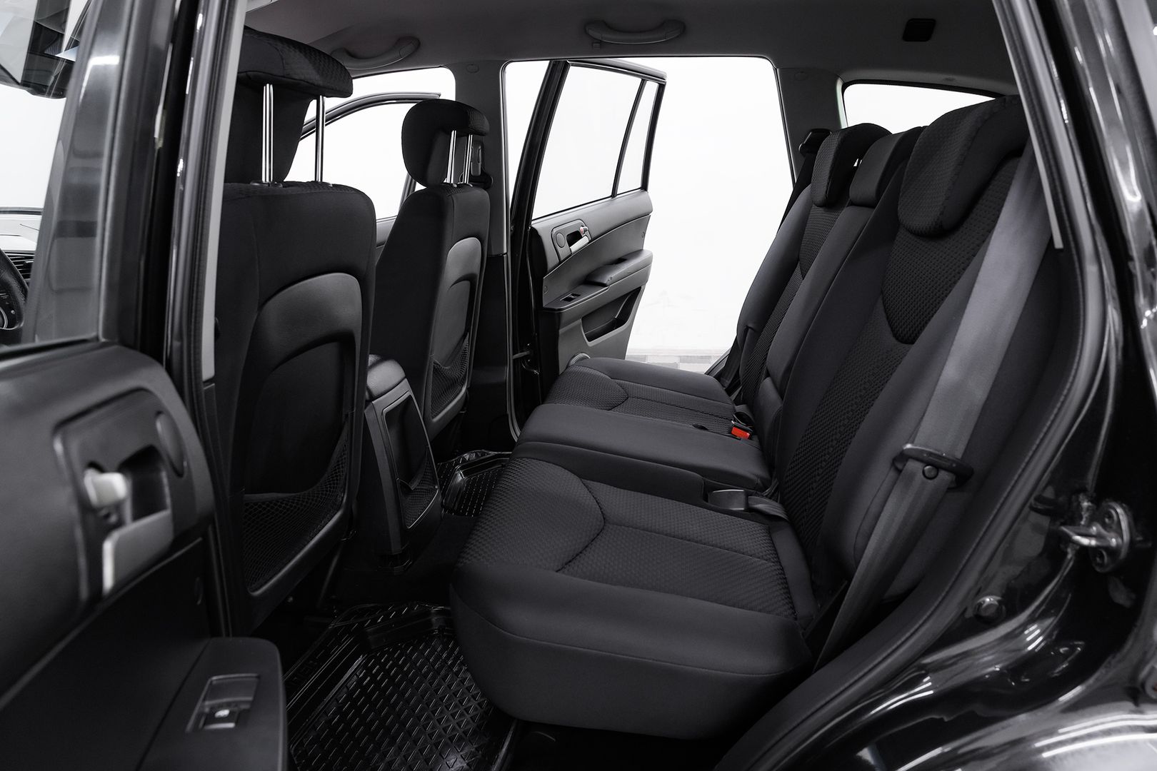 SsangYong Kyron, I Рестайлинг, 2014 фото 14