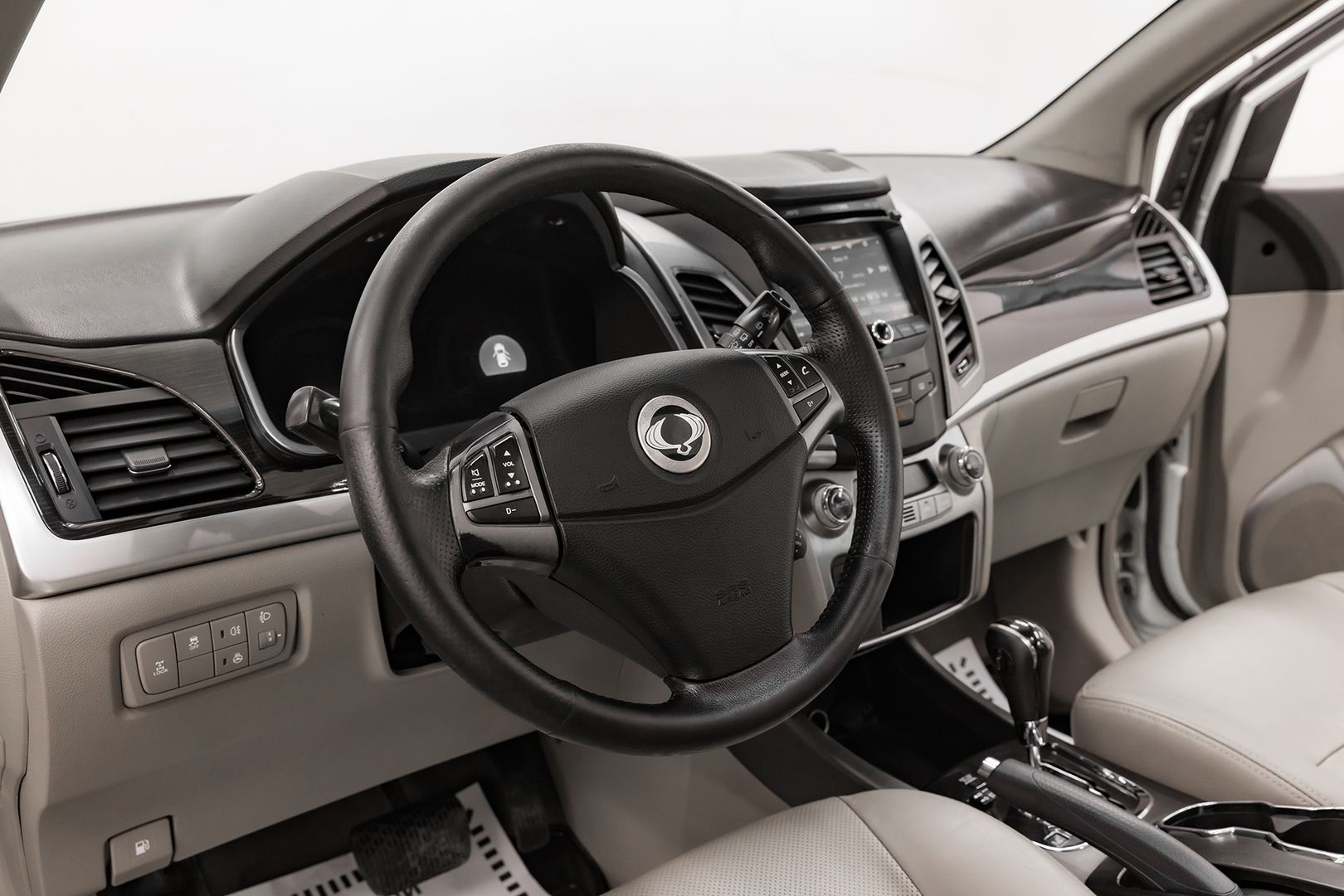 SsangYong Actyon, II Рестайлинг, 2013 фото 9