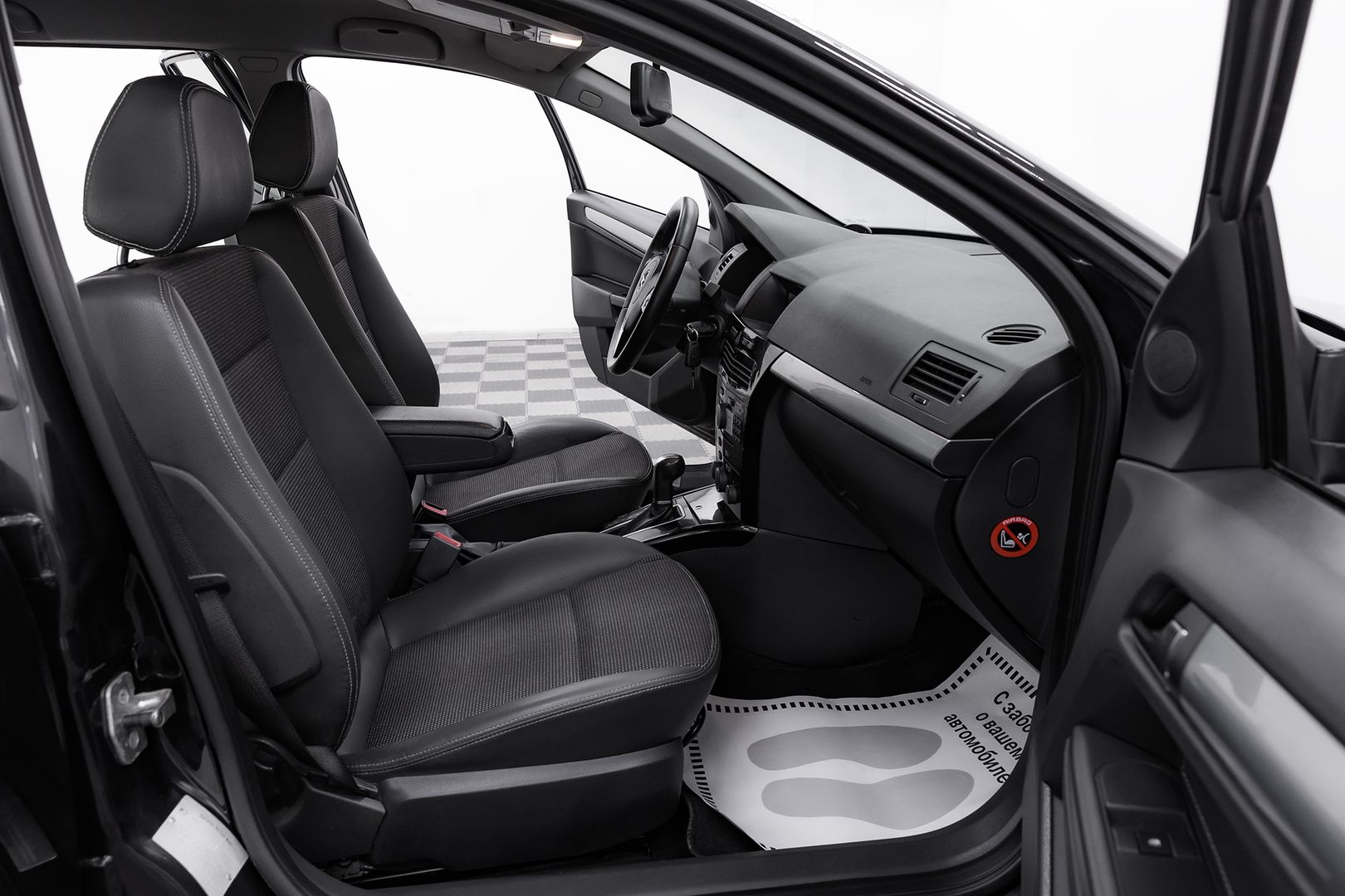 Opel Astra, H Рестайлинг, 2008 фото 10