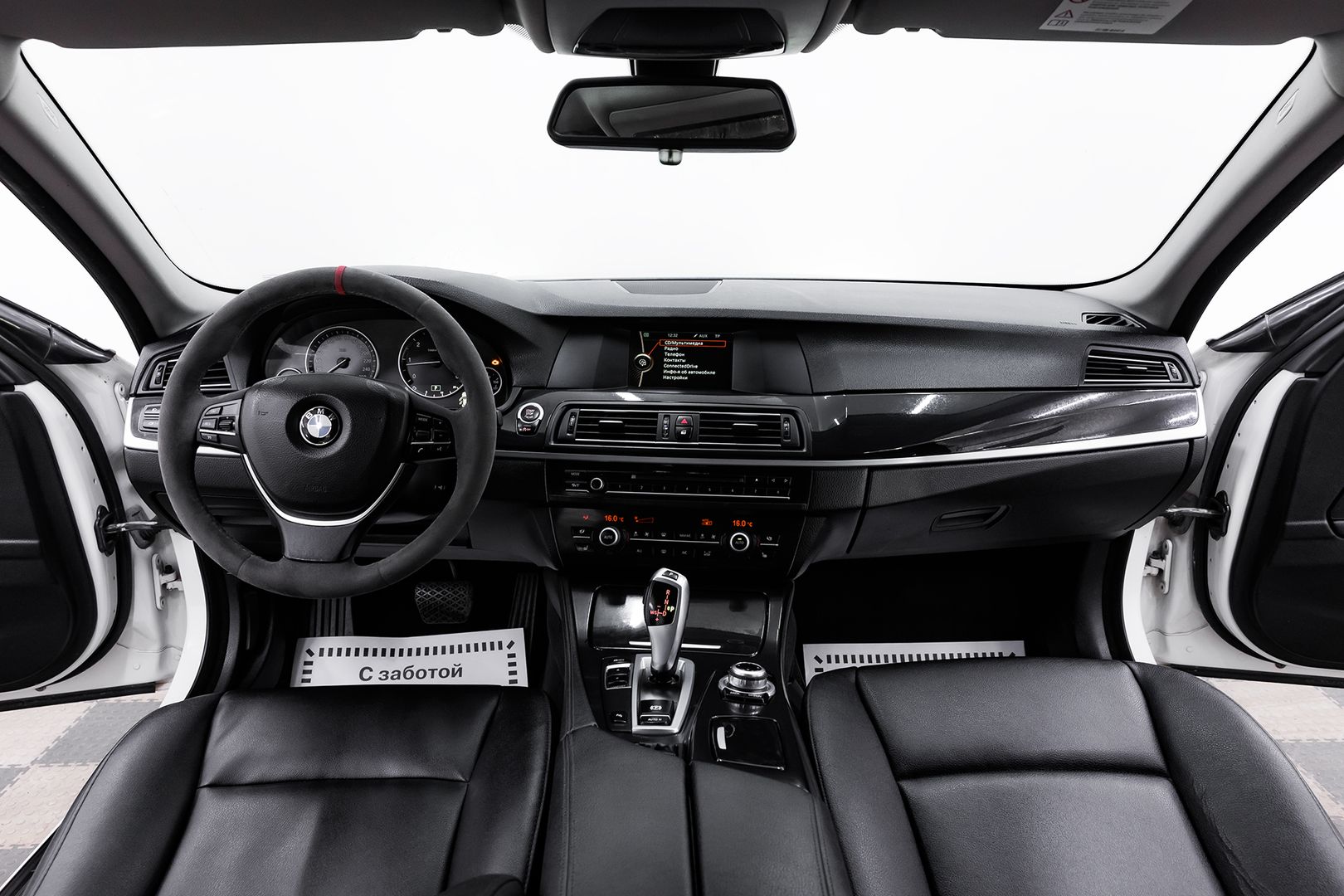 BMW 5 серии, VI (F10/F11/F07) Рестайлинг, 2013 фото 8