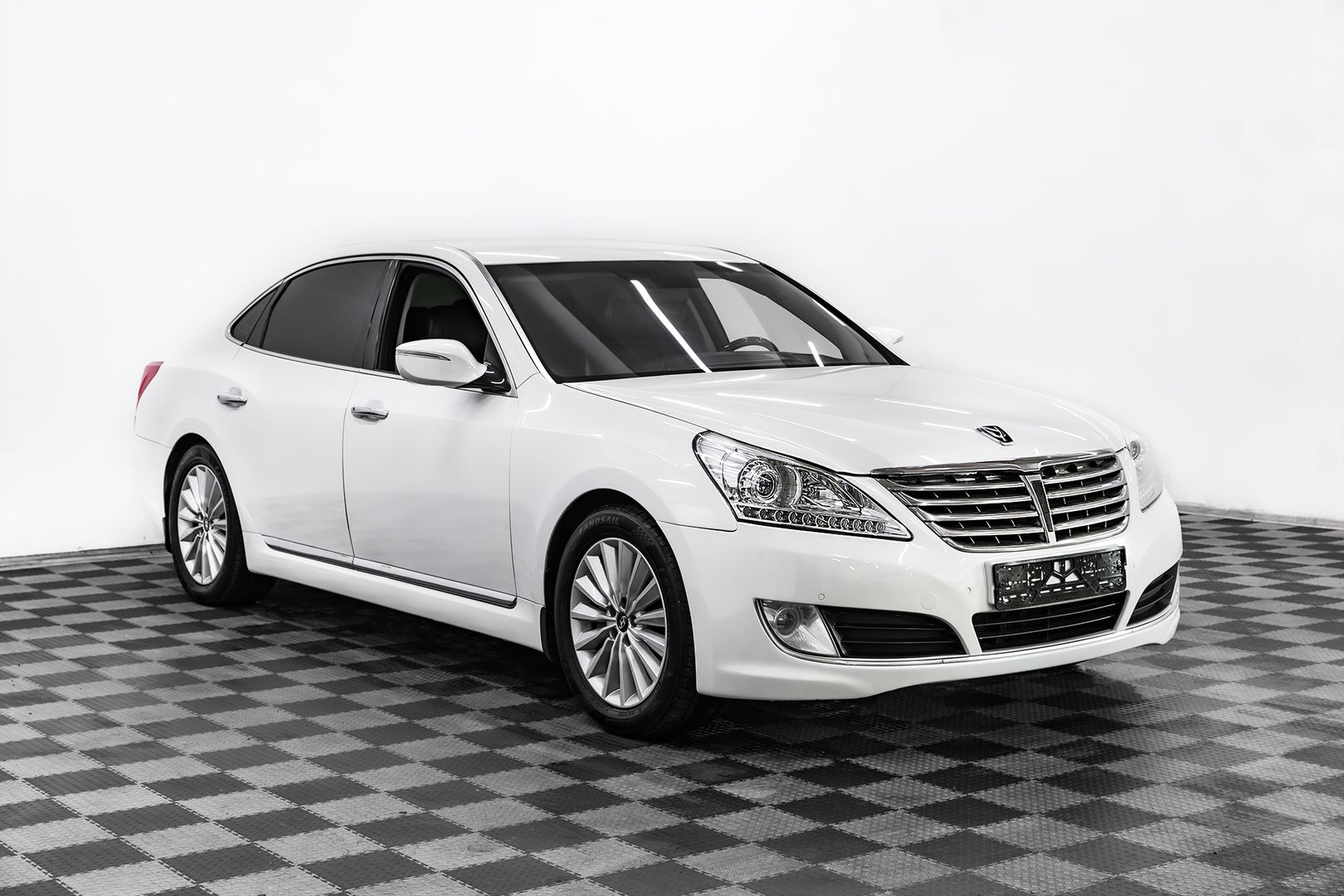 Hyundai Equus, II Рестайлинг, 2013 фото 3