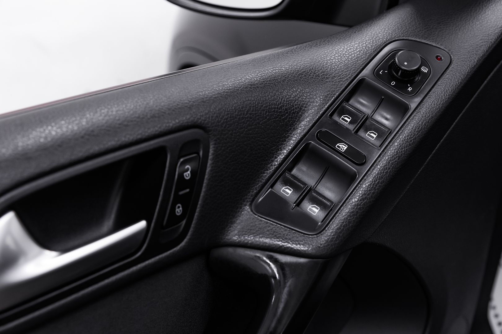 Volkswagen Tiguan, I Рестайлинг, 2015 фото 7