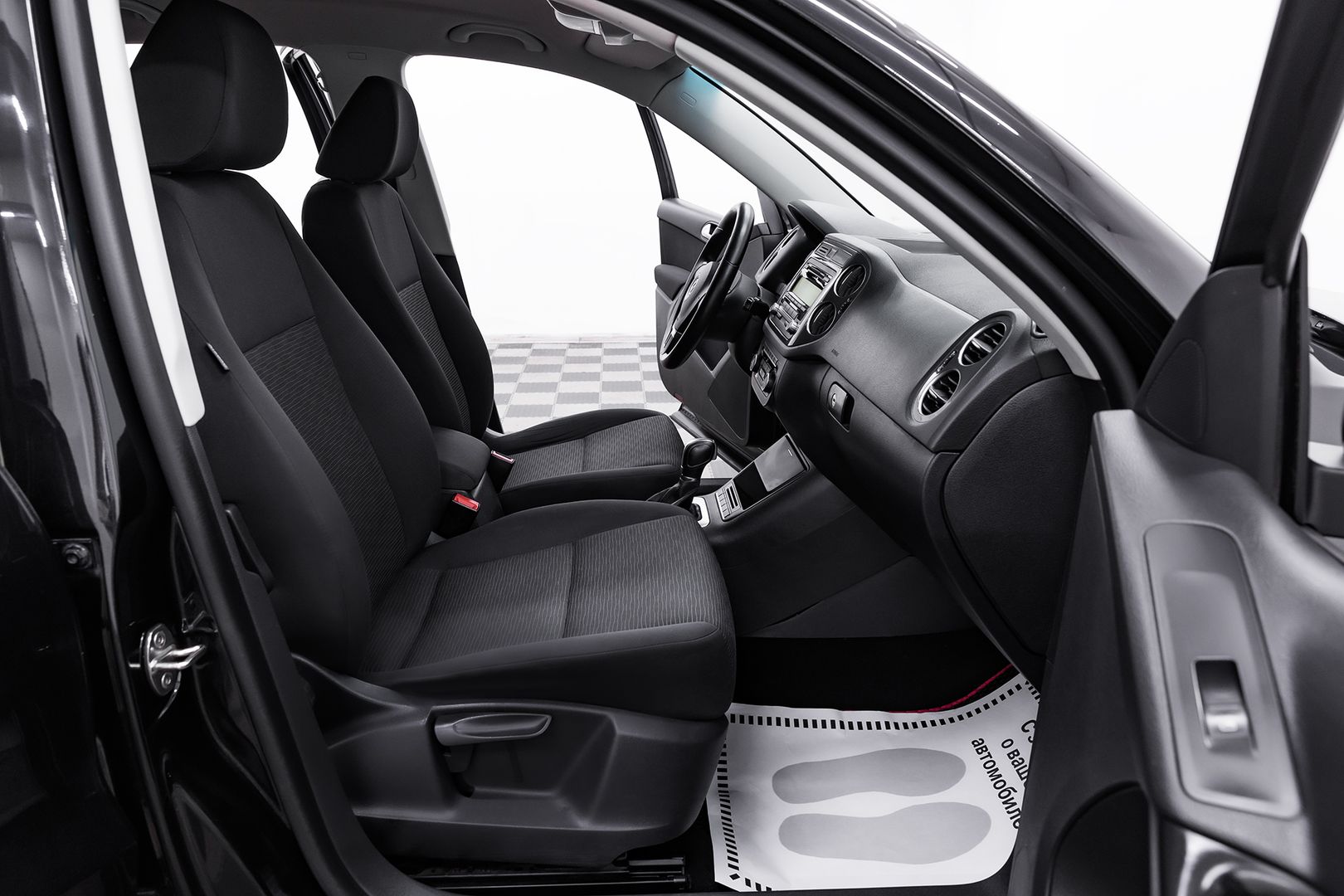 Volkswagen Tiguan, I Рестайлинг, 2015 фото 17