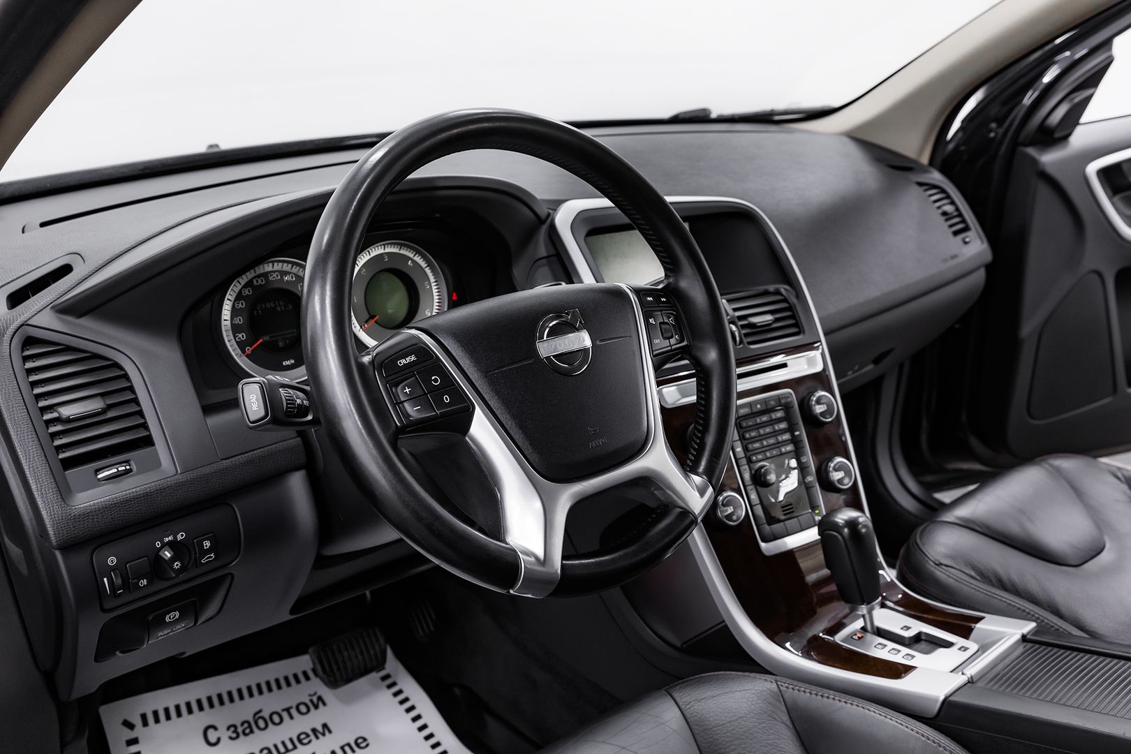 Volvo XC60, I, 2011 фото 12