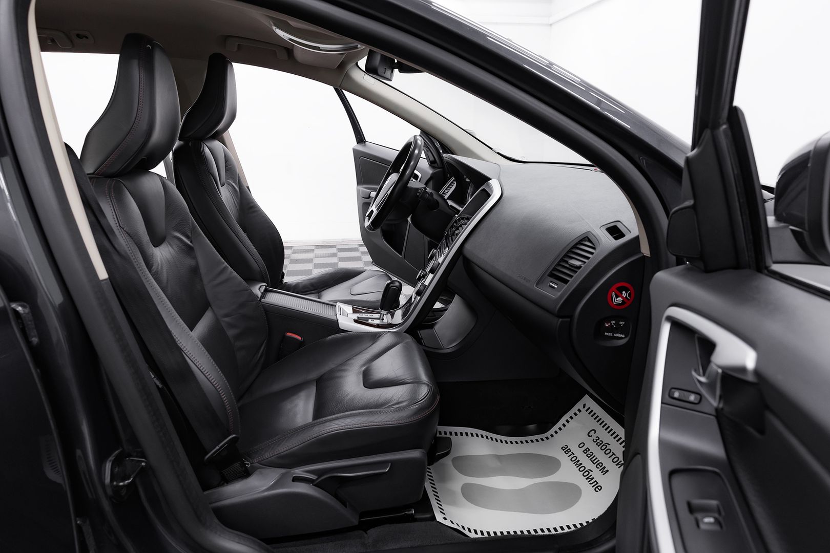 Volvo XC60, I, 2011 фото 17