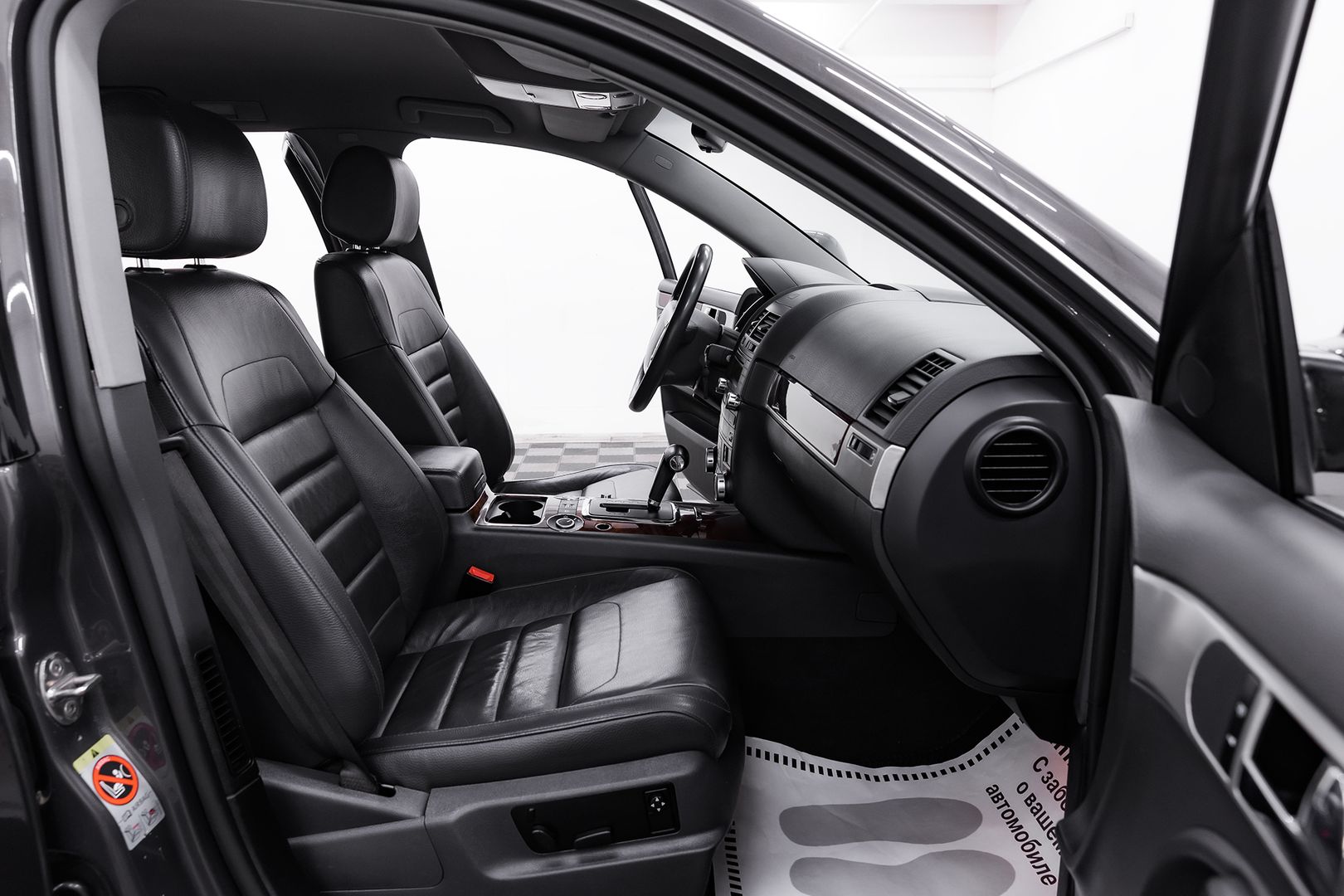 Volkswagen Touareg, I Рестайлинг, 2010 фото 14