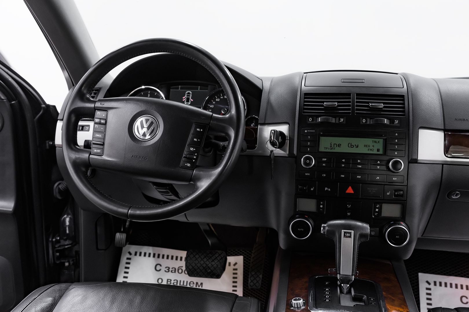 Volkswagen Touareg, I Рестайлинг, 2010 фото 9