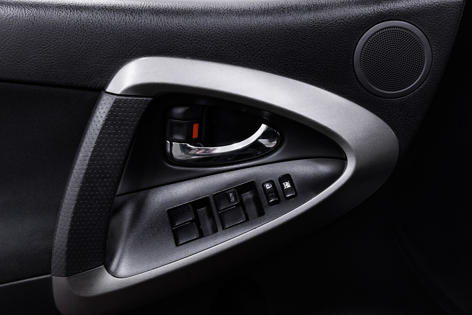 Toyota RAV4, III (XA30) Рестайлинг, 2011 фото 7