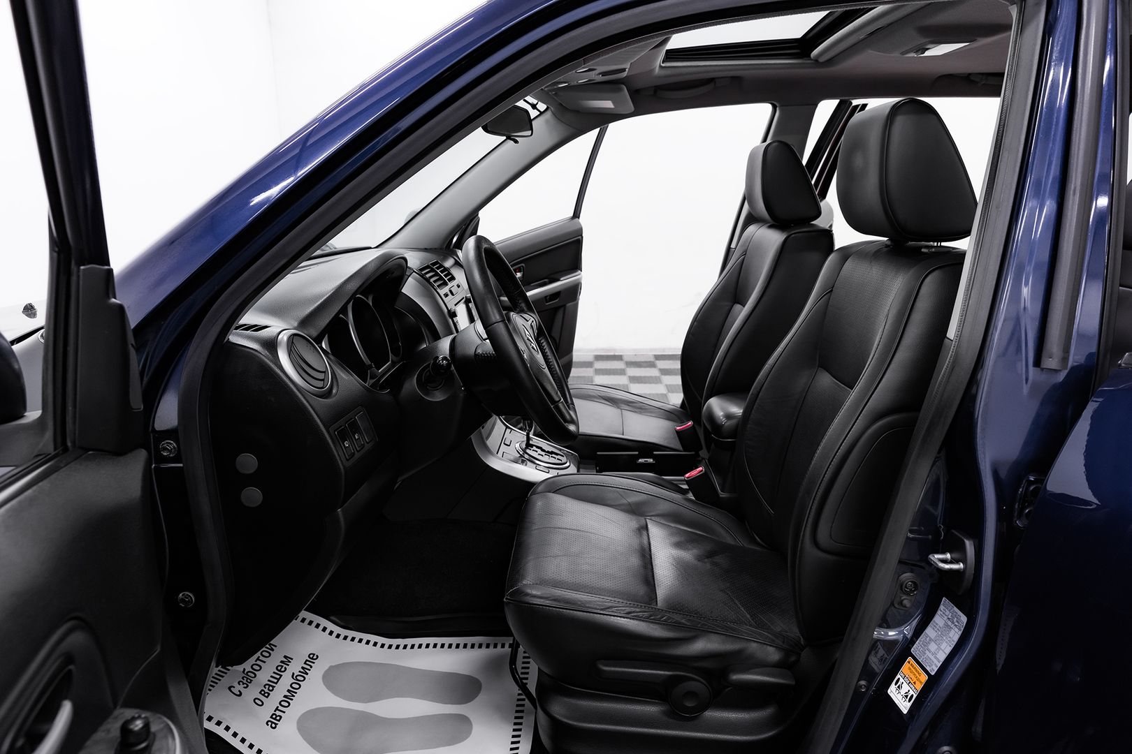 Suzuki Grand Vitara, II Рестайлинг, 2011 фото 8