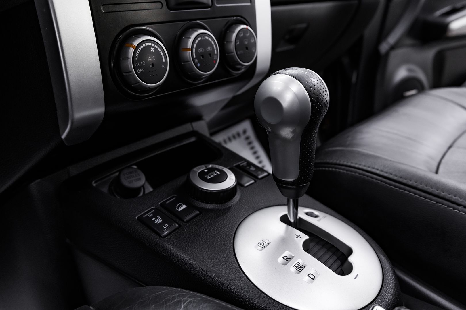 Nissan X-Trail, II, 2010 фото 14