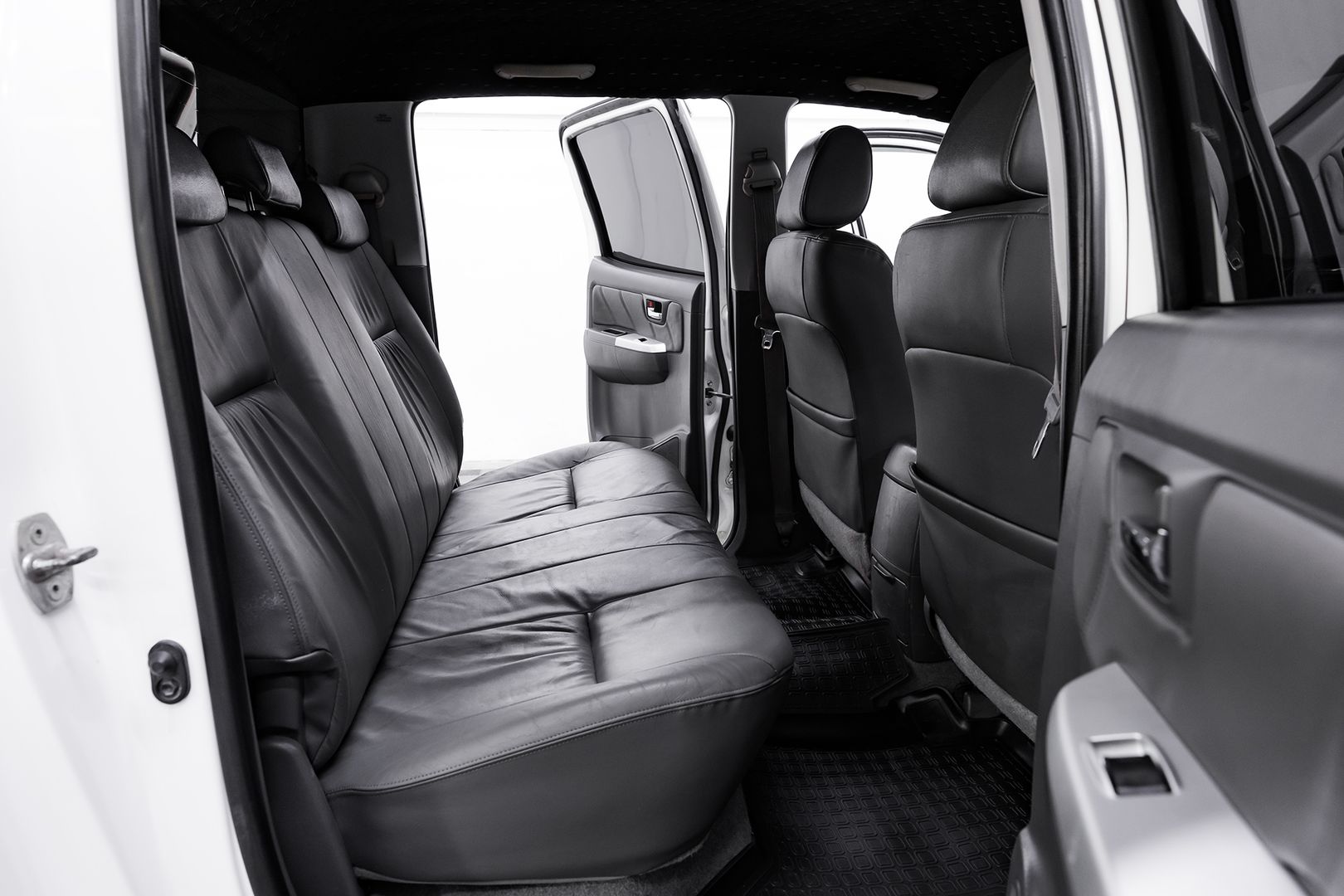 Toyota Hilux, VII Рестайлинг, 2013 фото 16