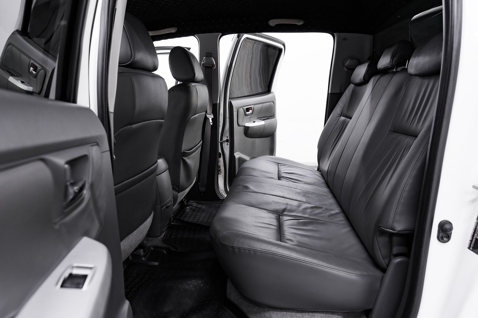 Toyota Hilux, VII Рестайлинг, 2013 фото 15