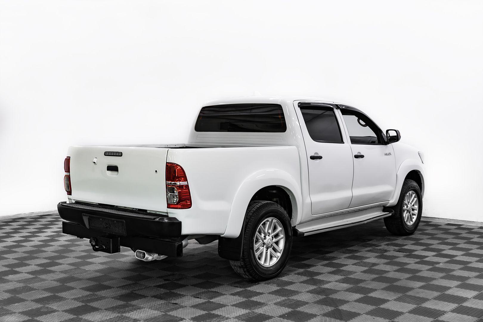 Toyota Hilux, VII Рестайлинг, 2013 фото 4