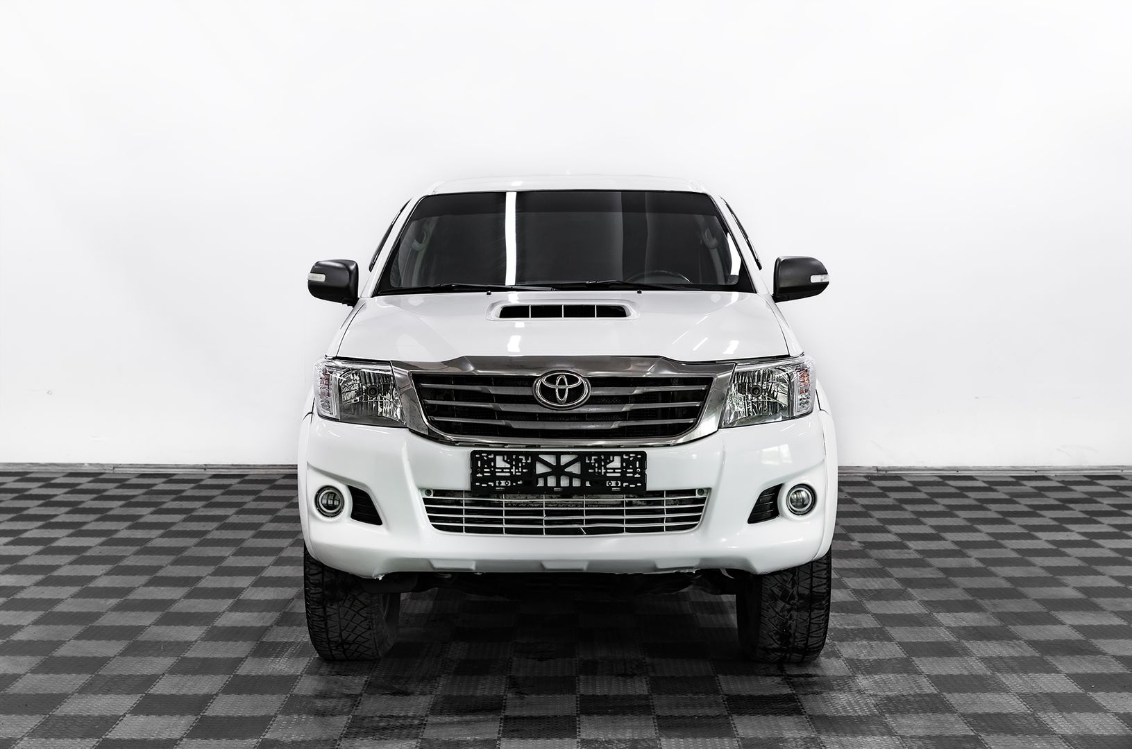 Toyota Hilux, VII Рестайлинг, 2013 фото 2