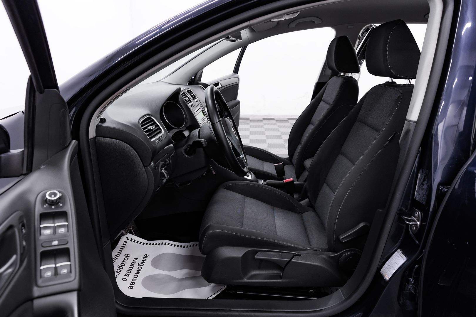 Volkswagen Golf, VI, 2011 фото 8