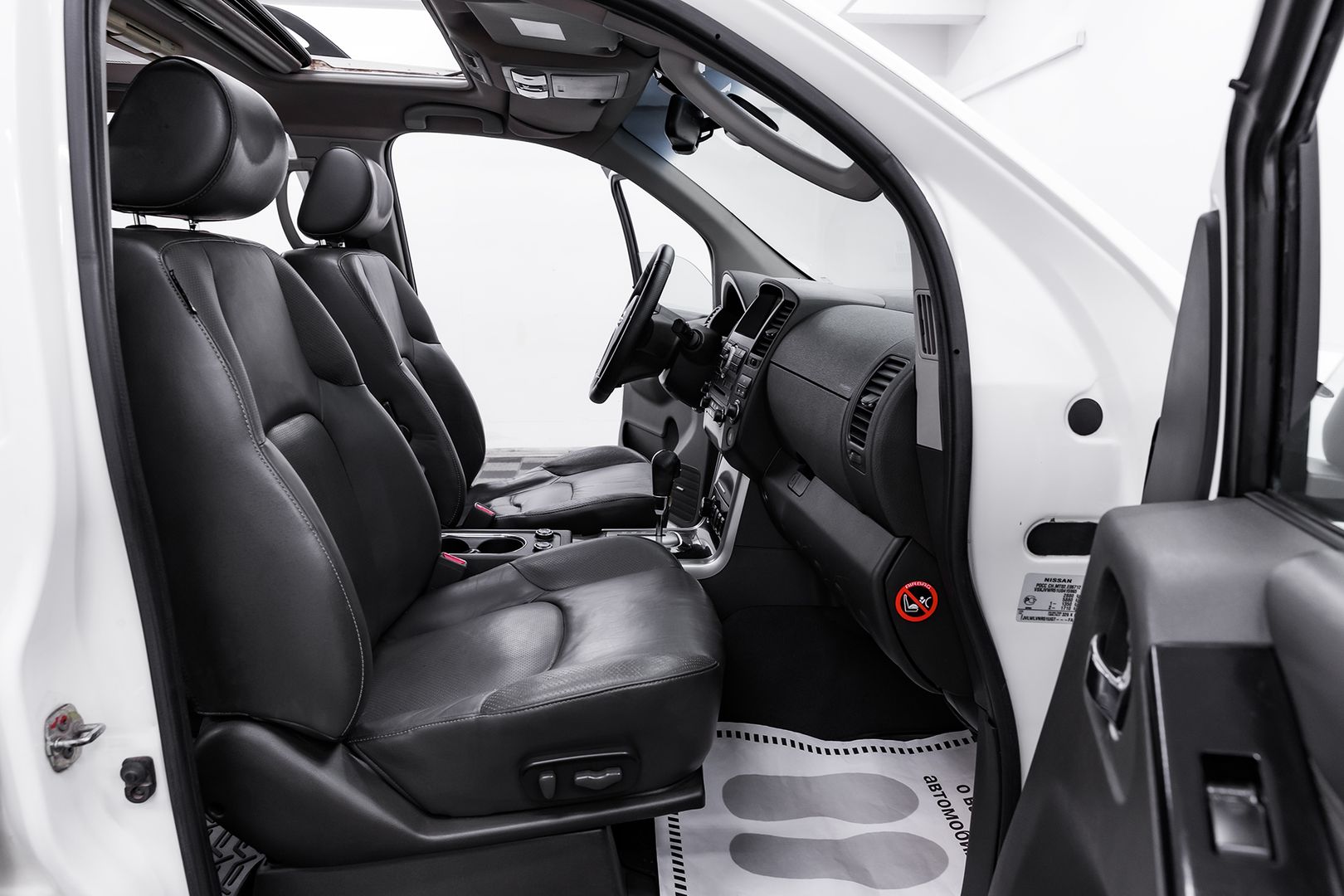 Nissan Pathfinder, III Рестайлинг, 2013 фото 16