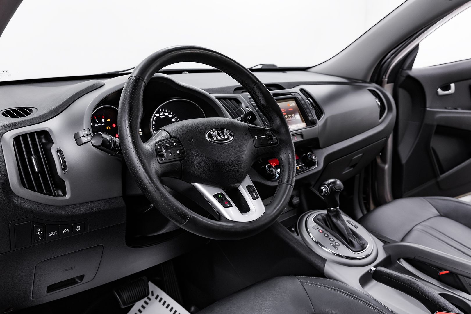 Kia Sportage, III Рестайлинг, 2015 фото 10